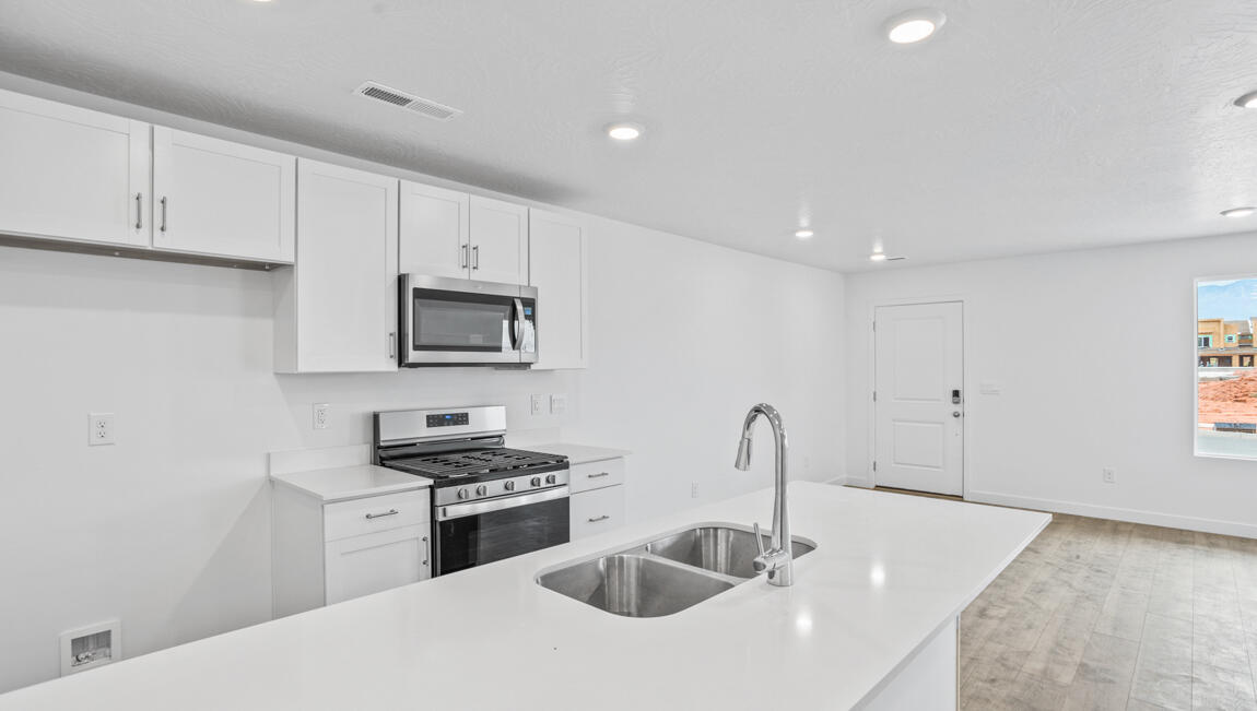 LAVENDER CANYON AT LONG VALLEY - Residential