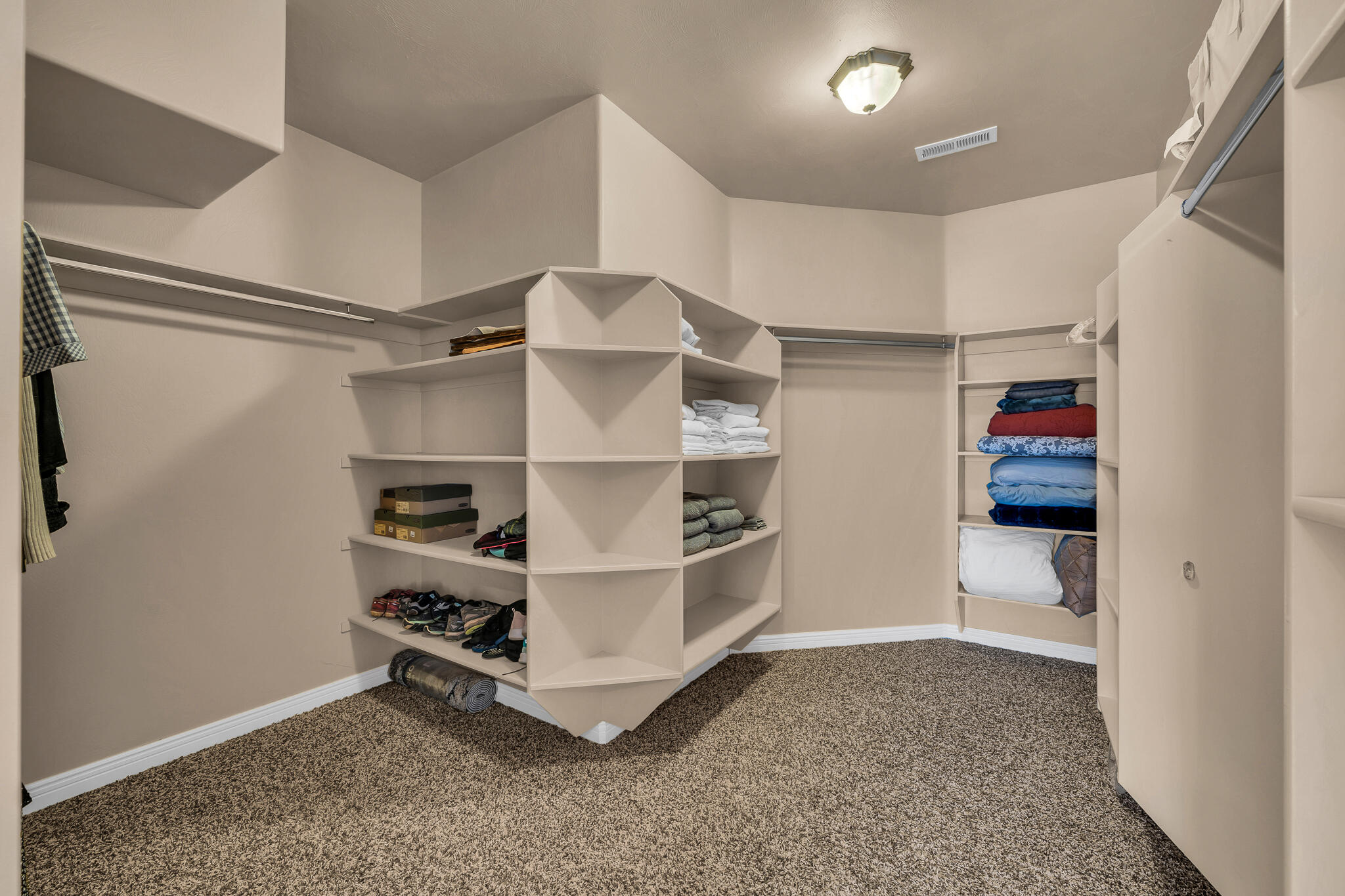 SKY MOUNTAIN GOLF ESTATES - Residential