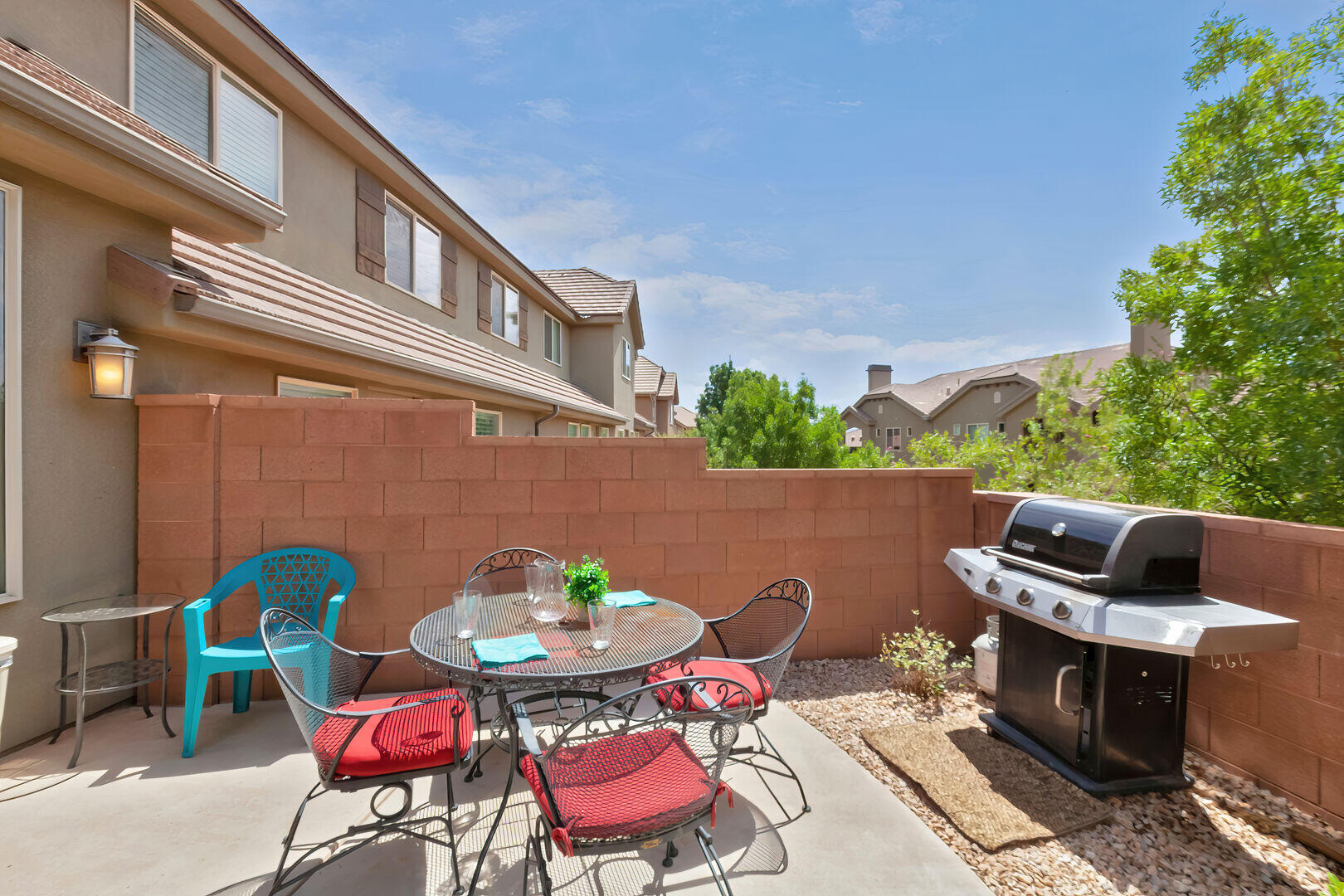 CORAL RIDGE TOWNHOMES - Residential