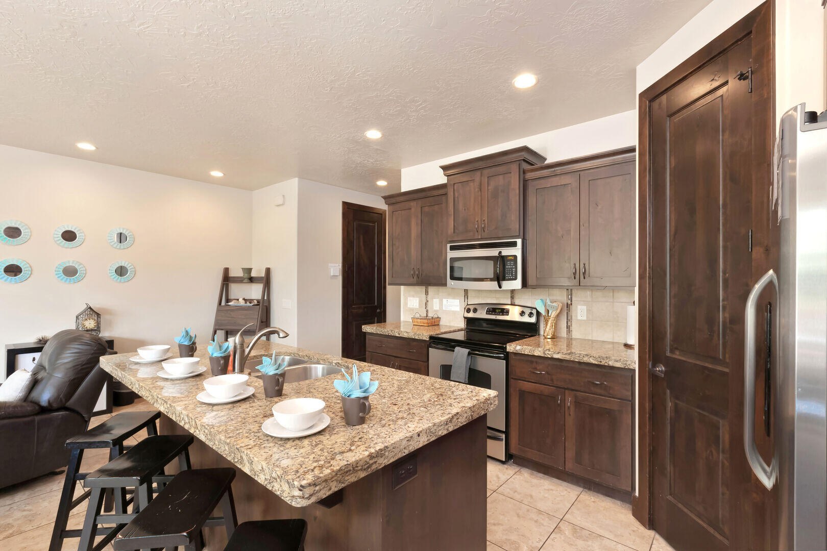 CORAL RIDGE TOWNHOMES - Residential