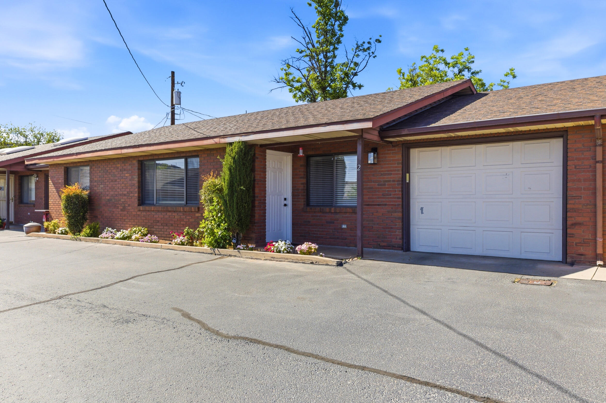 HERITAGE PARK TOWNHOMES - Residential