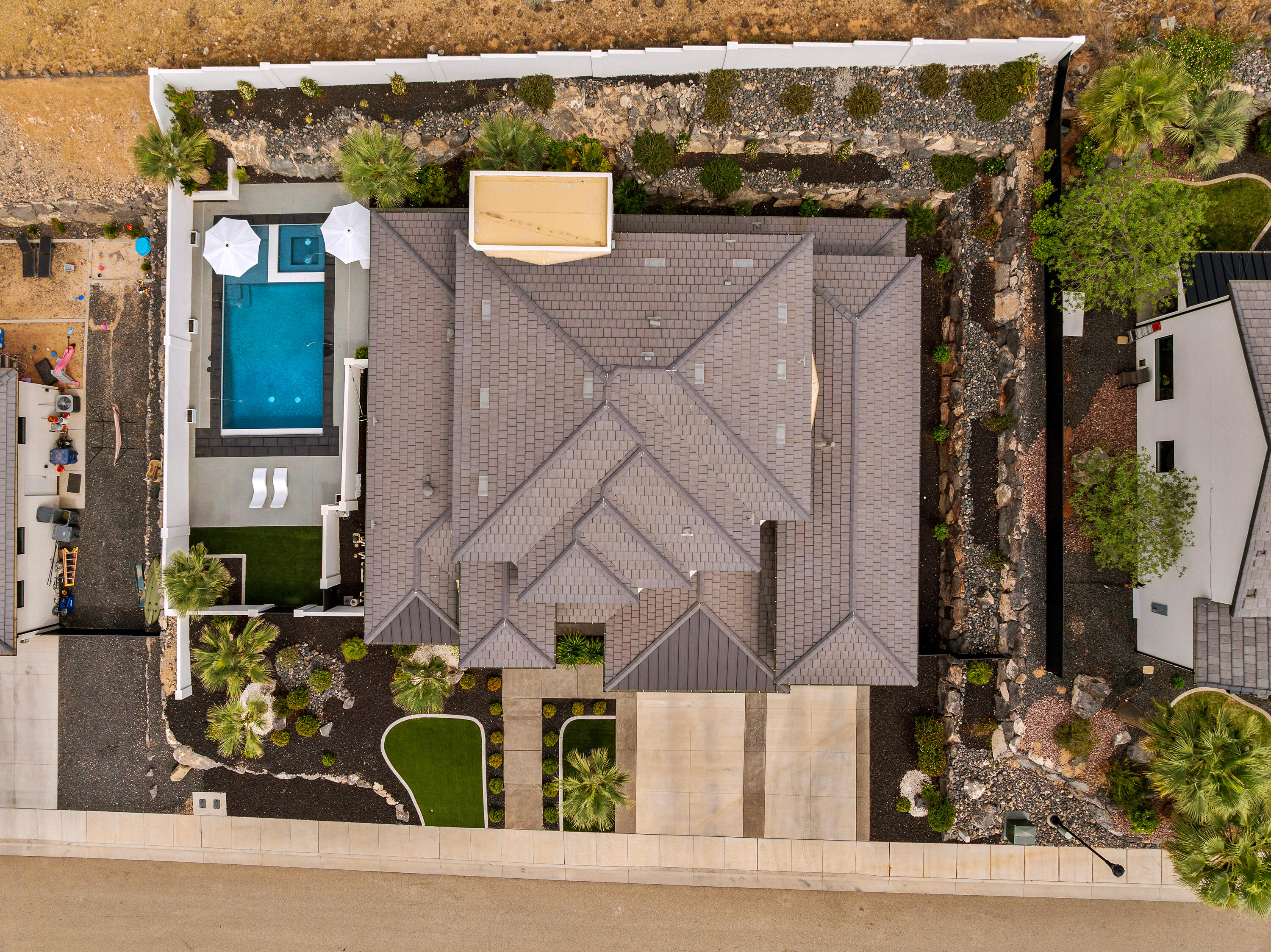 GRAND HEIGHTS - Residential