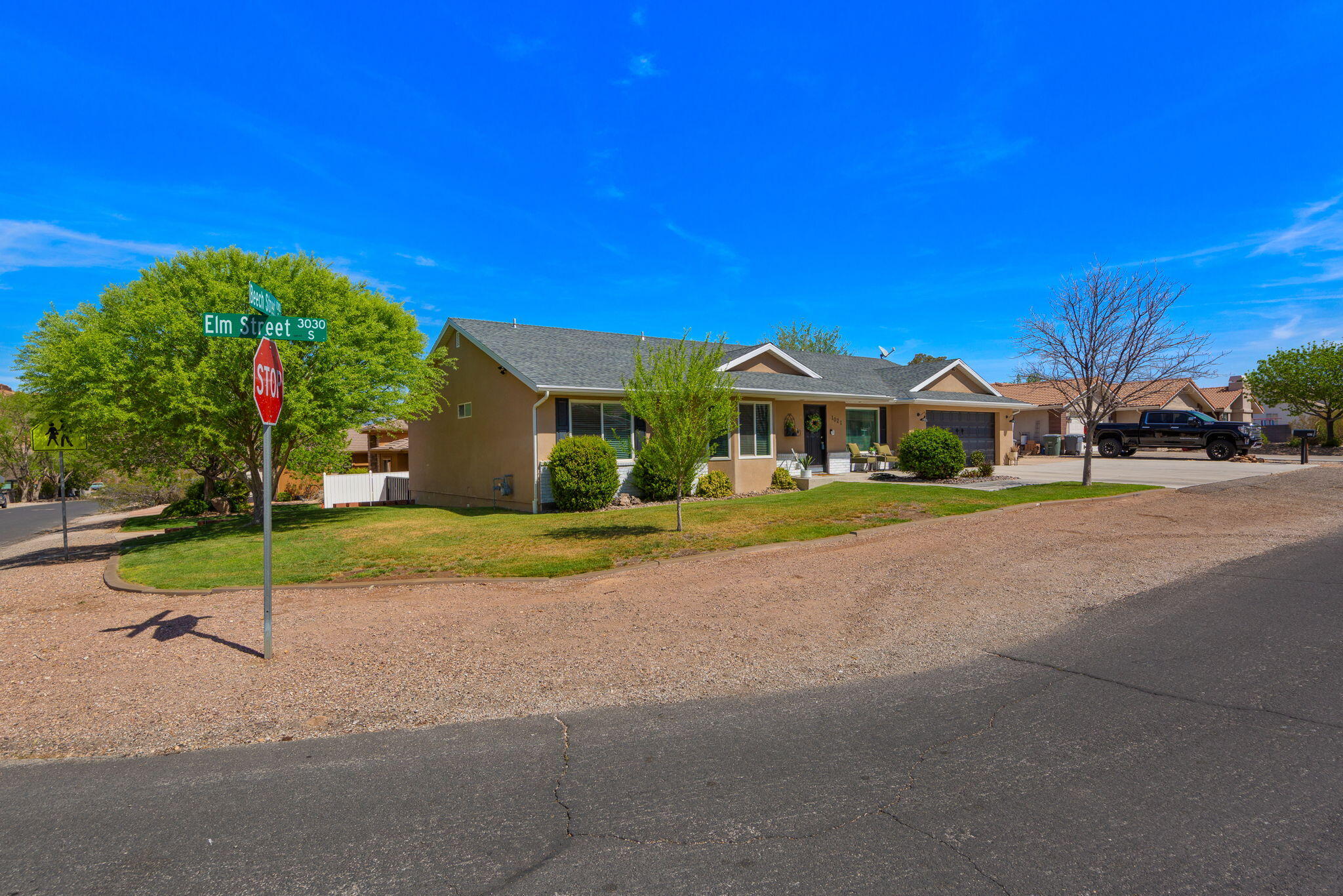 BLOOMINGTON HILLS - Residential