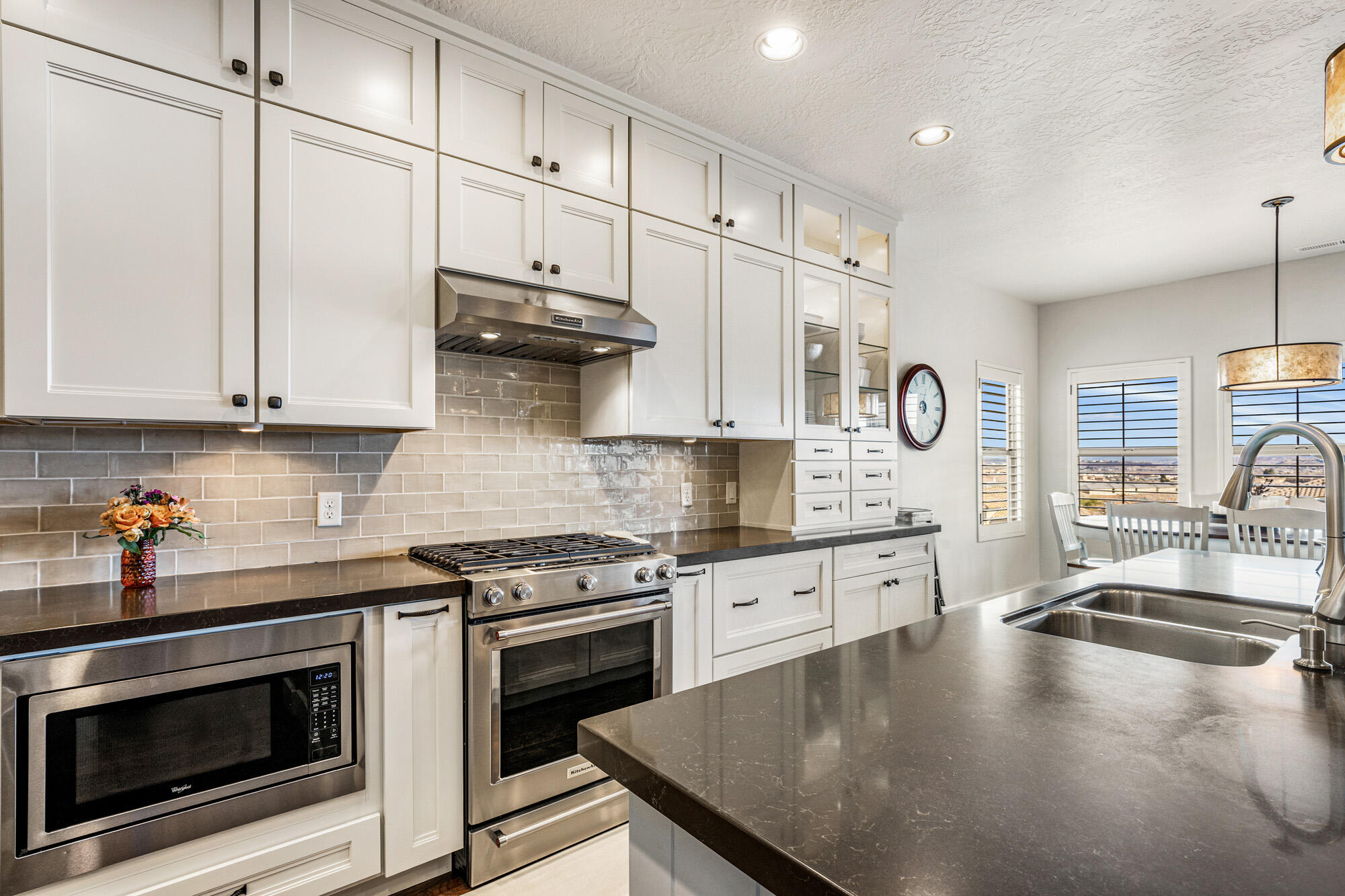 TONAQUINT TERRACE - Residential