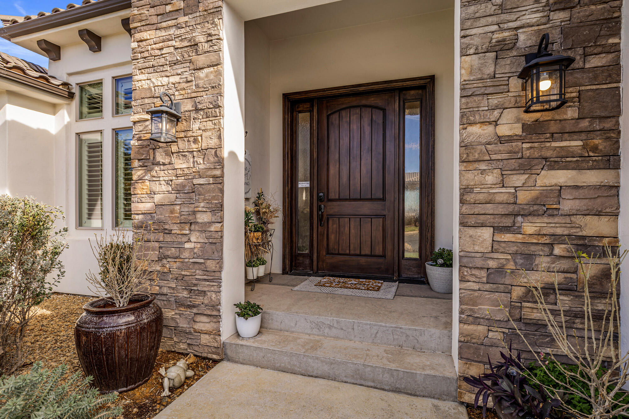 TONAQUINT TERRACE - Residential