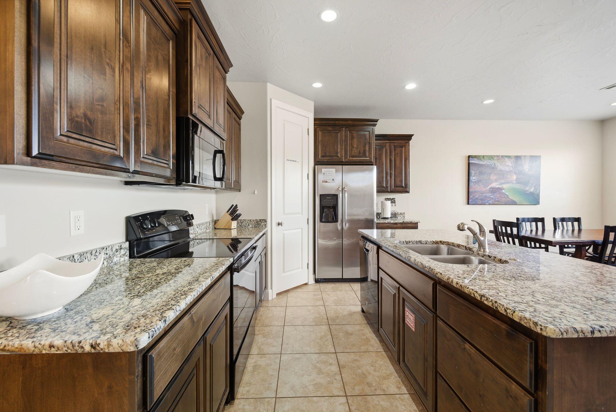 CORAL RIDGE TOWNHOMES - Residential