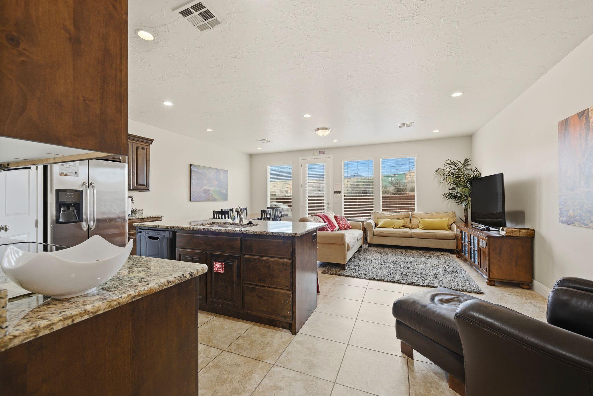 CORAL RIDGE TOWNHOMES - Residential