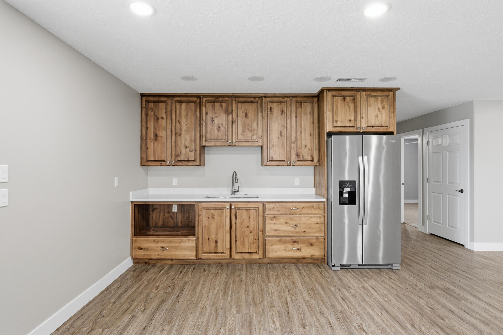 BOULDERS - Residential