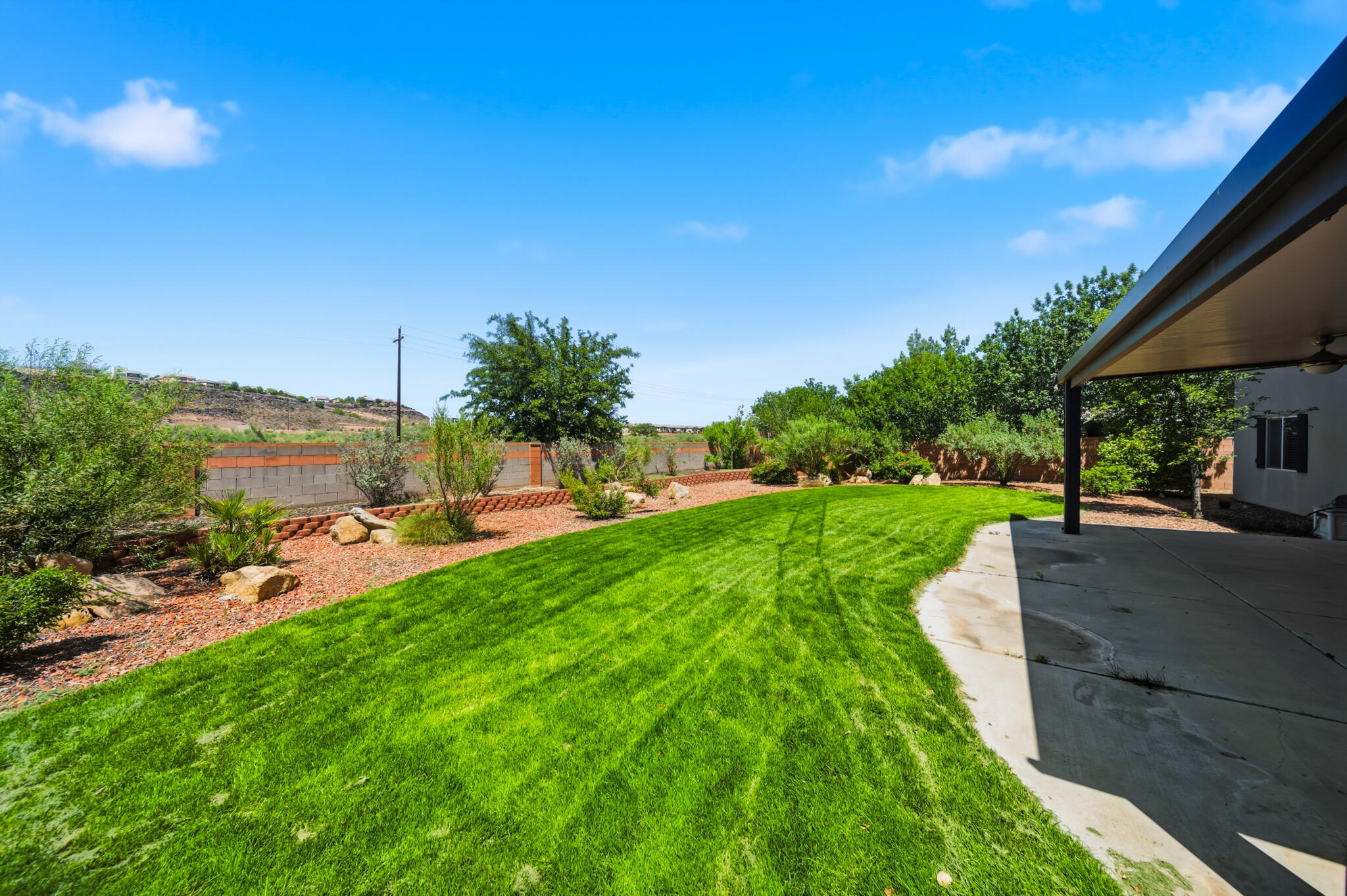 BOULDERS - Residential