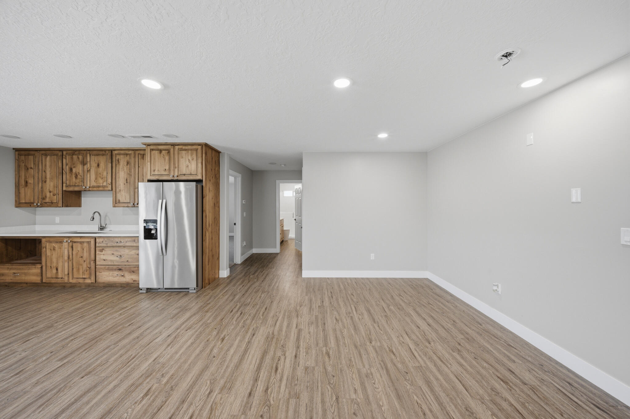 BOULDERS - Residential