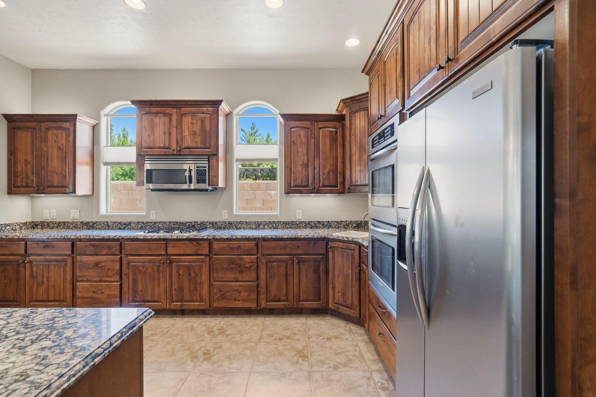 ENCE MEADOWS - Residential