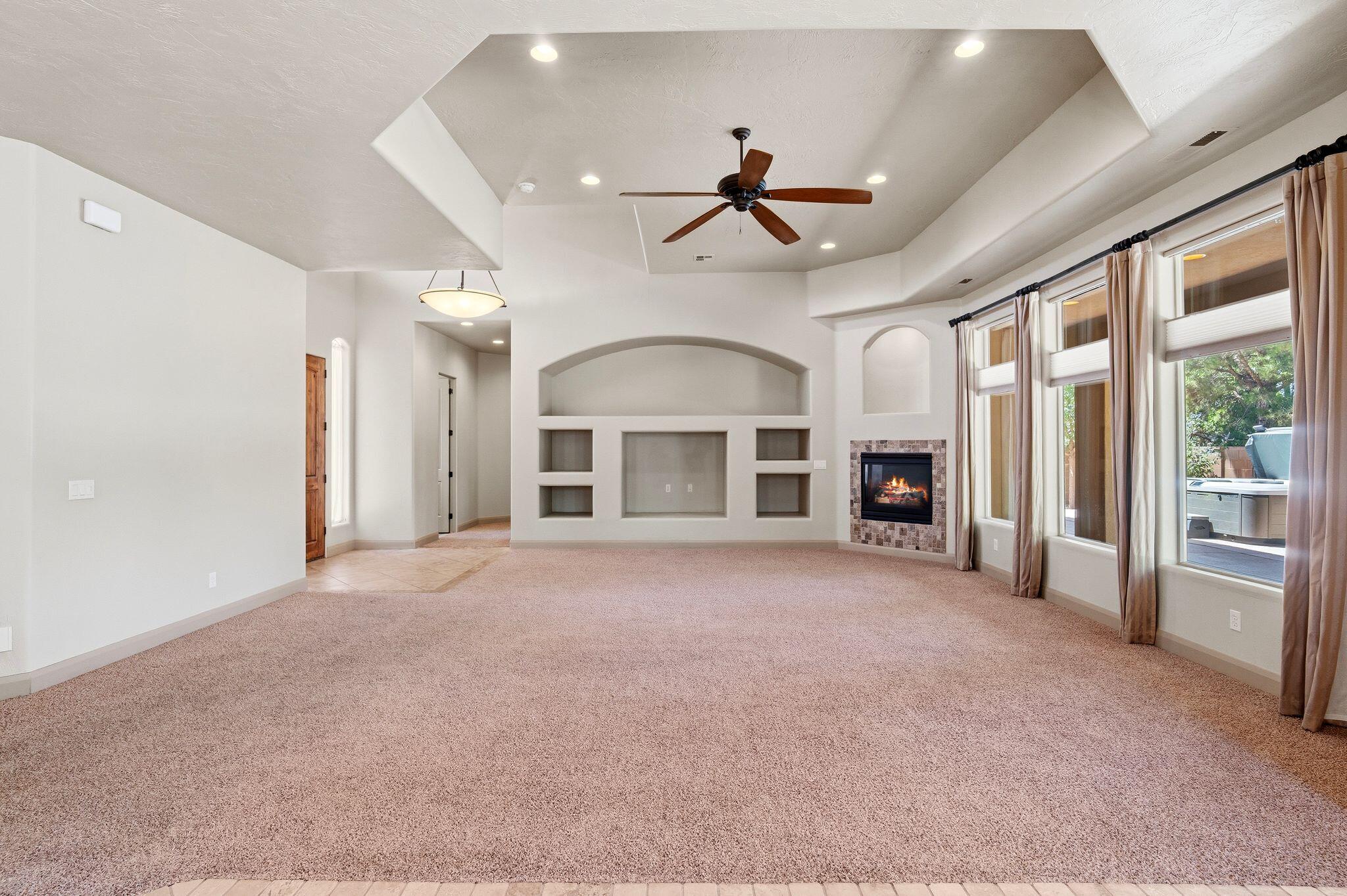 ENCE MEADOWS - Residential