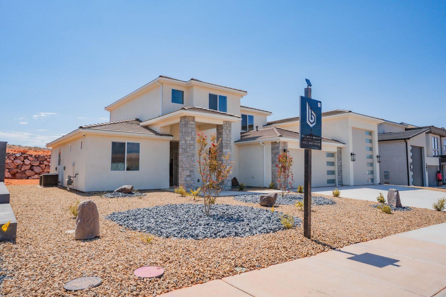 SAND HOLLOW VILLAGE - Residential
