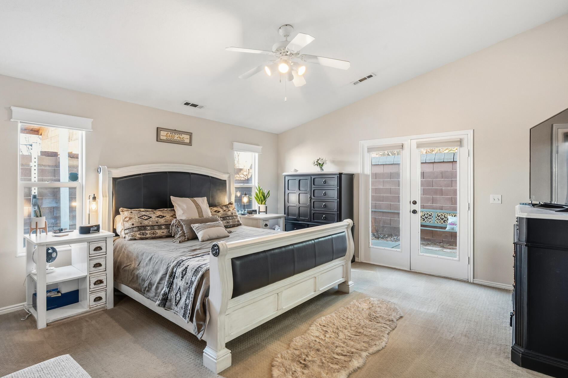ROYAL OAKS - Residential