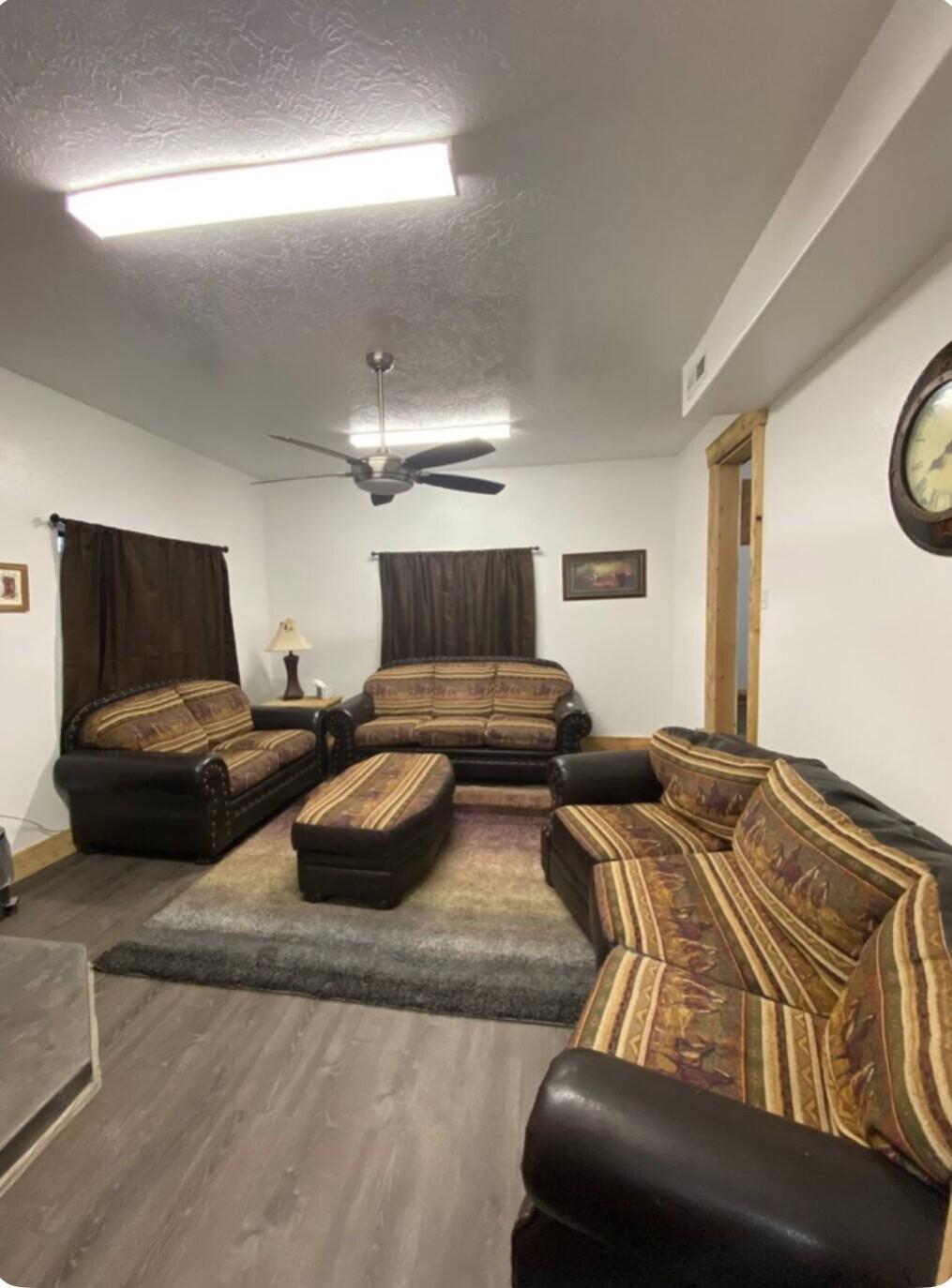 SHORT CREEK - Residential