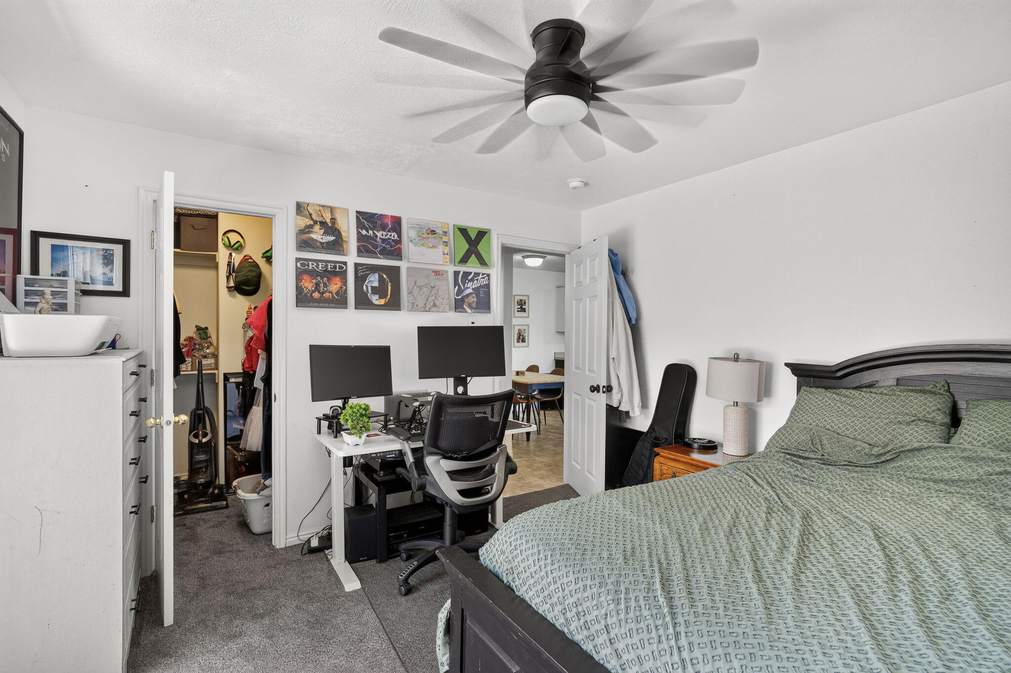 PECAN MEADOWS - Residential