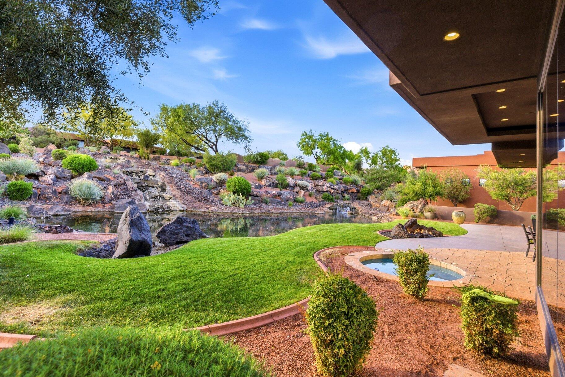 ENTRADA RESERVE AT SNOW CANYON PATIO HOMES - Residential