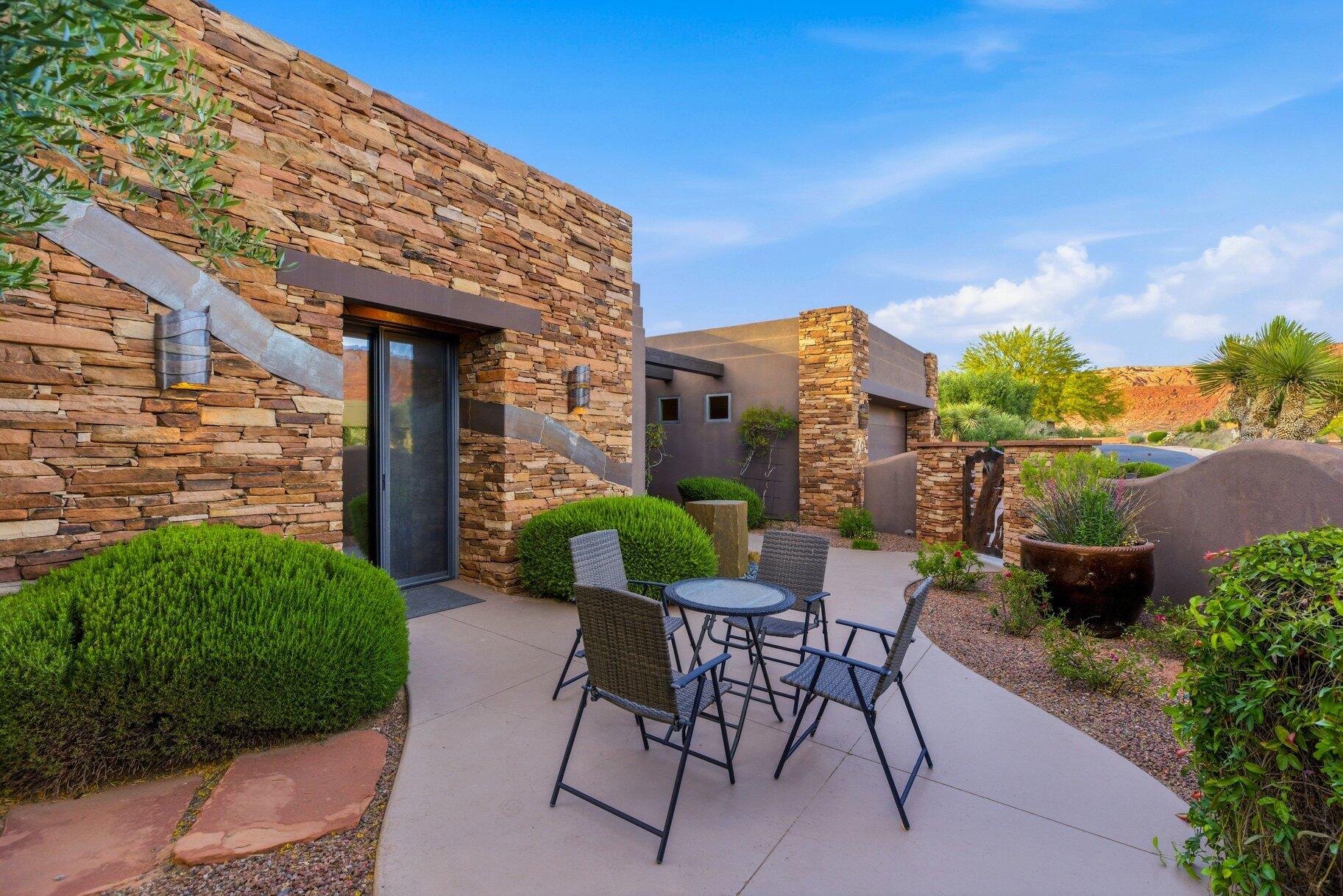 ENTRADA RESERVE AT SNOW CANYON PATIO HOMES - Residential