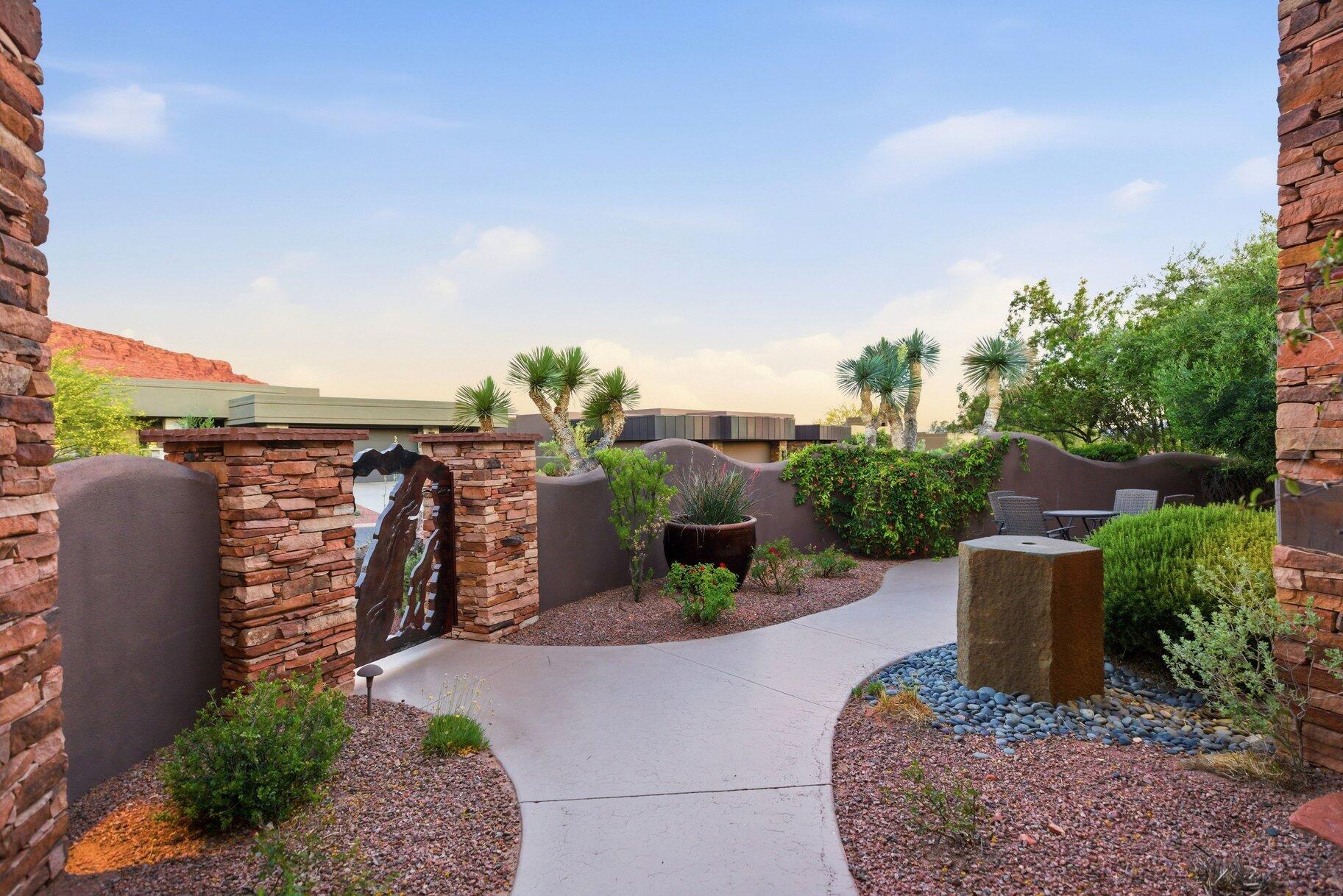 ENTRADA RESERVE AT SNOW CANYON PATIO HOMES - Residential