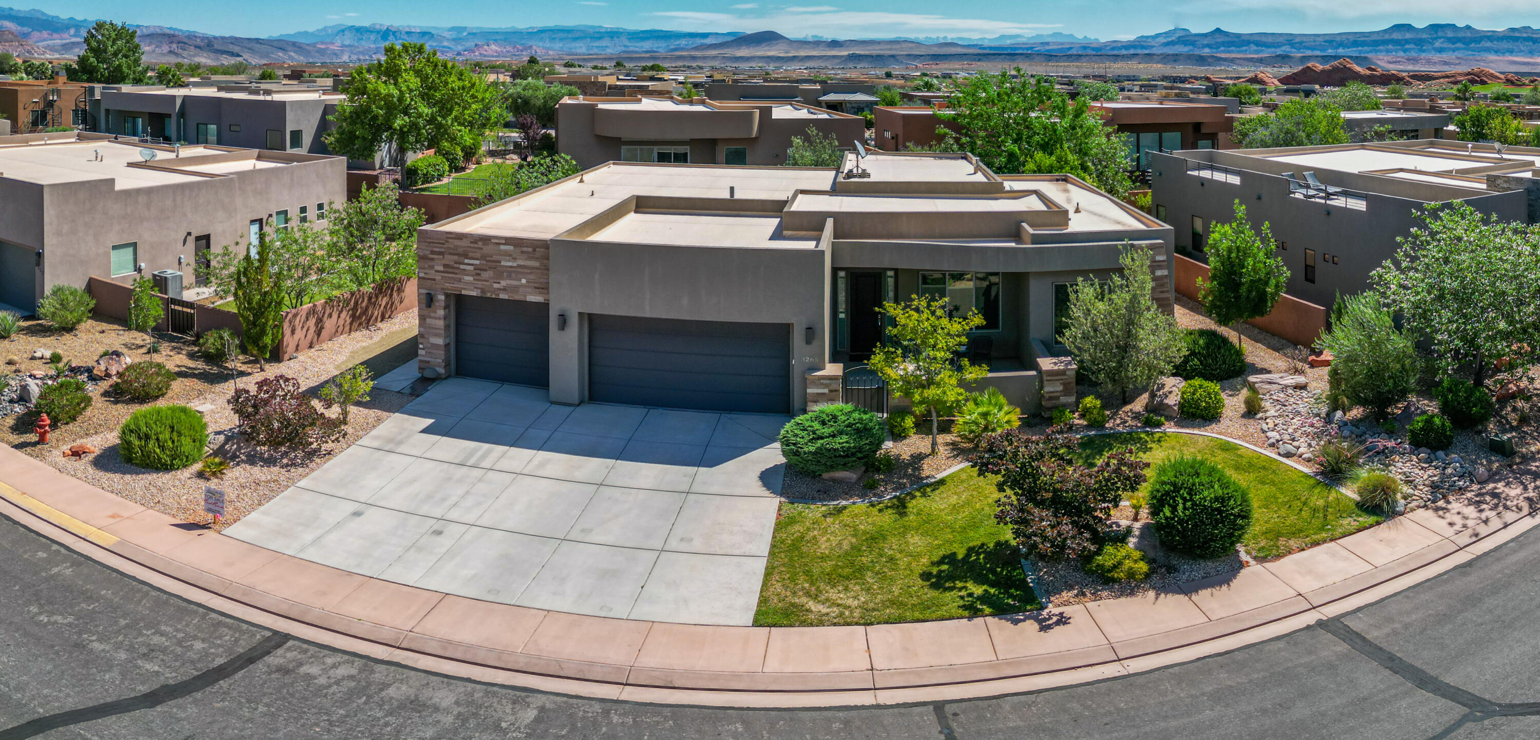 DUNES AT SAND HOLLOW RESORT - Residential