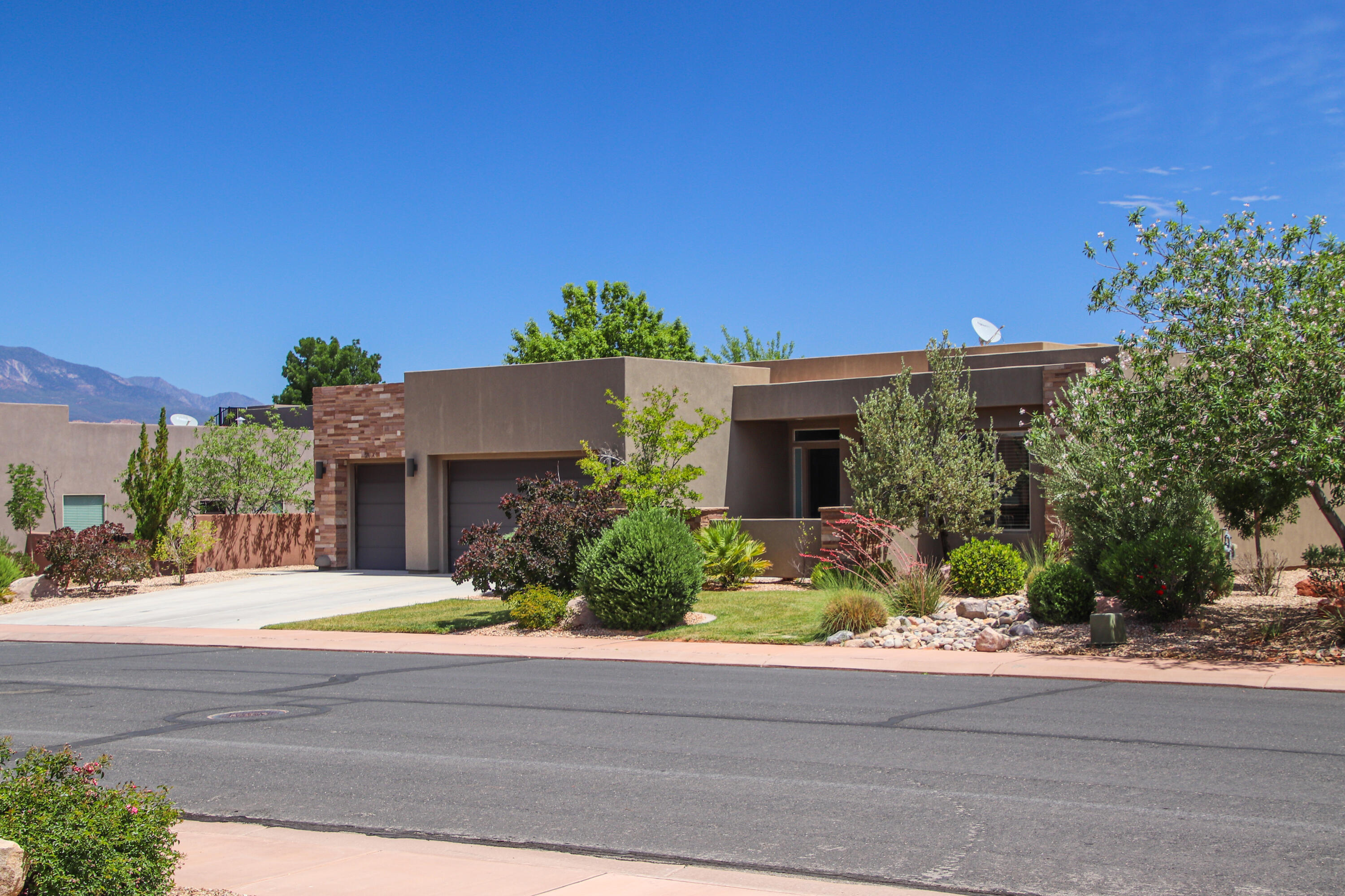 DUNES AT SAND HOLLOW RESORT - Residential