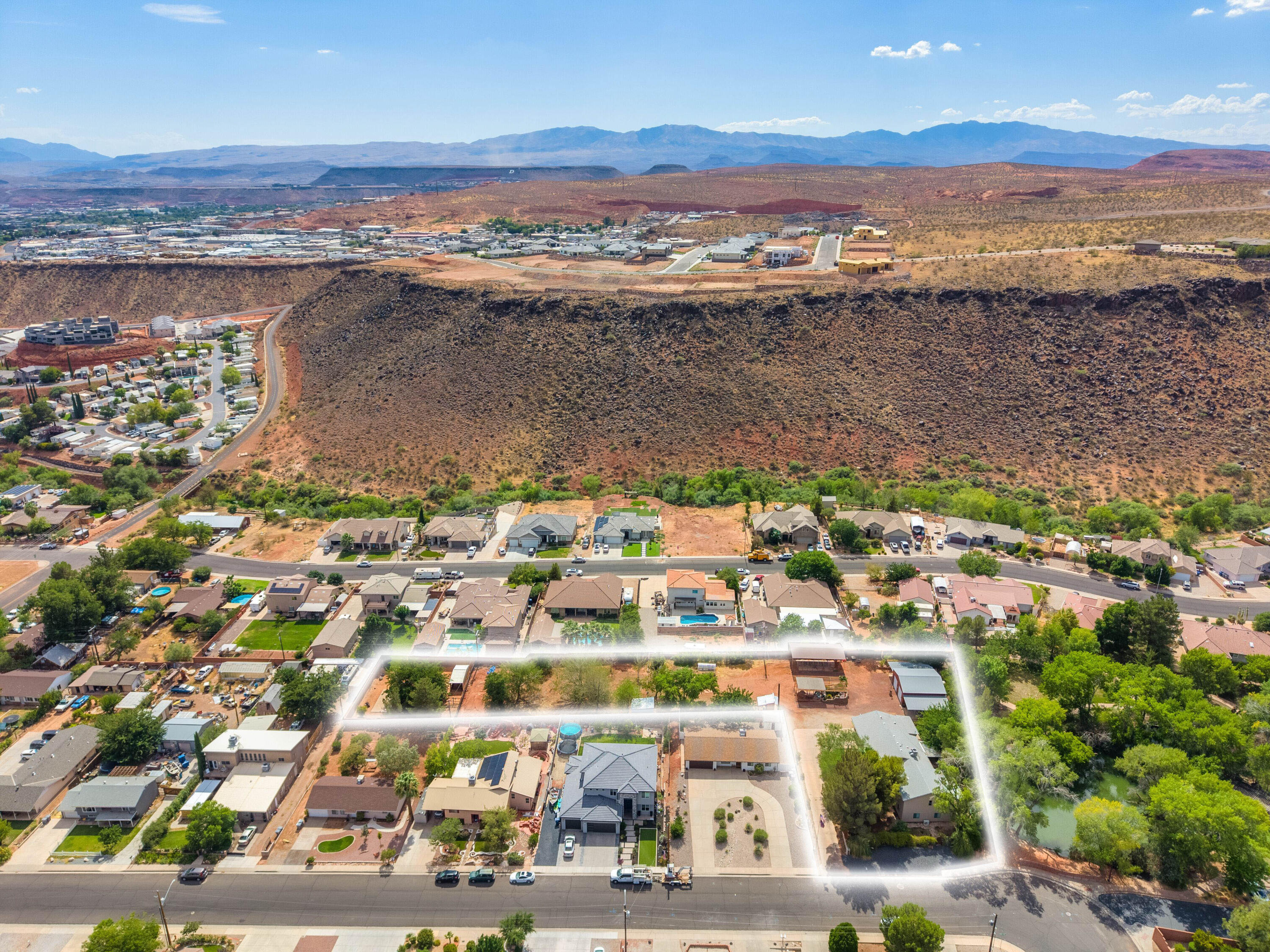 MIDDLETON TOWN - Residential