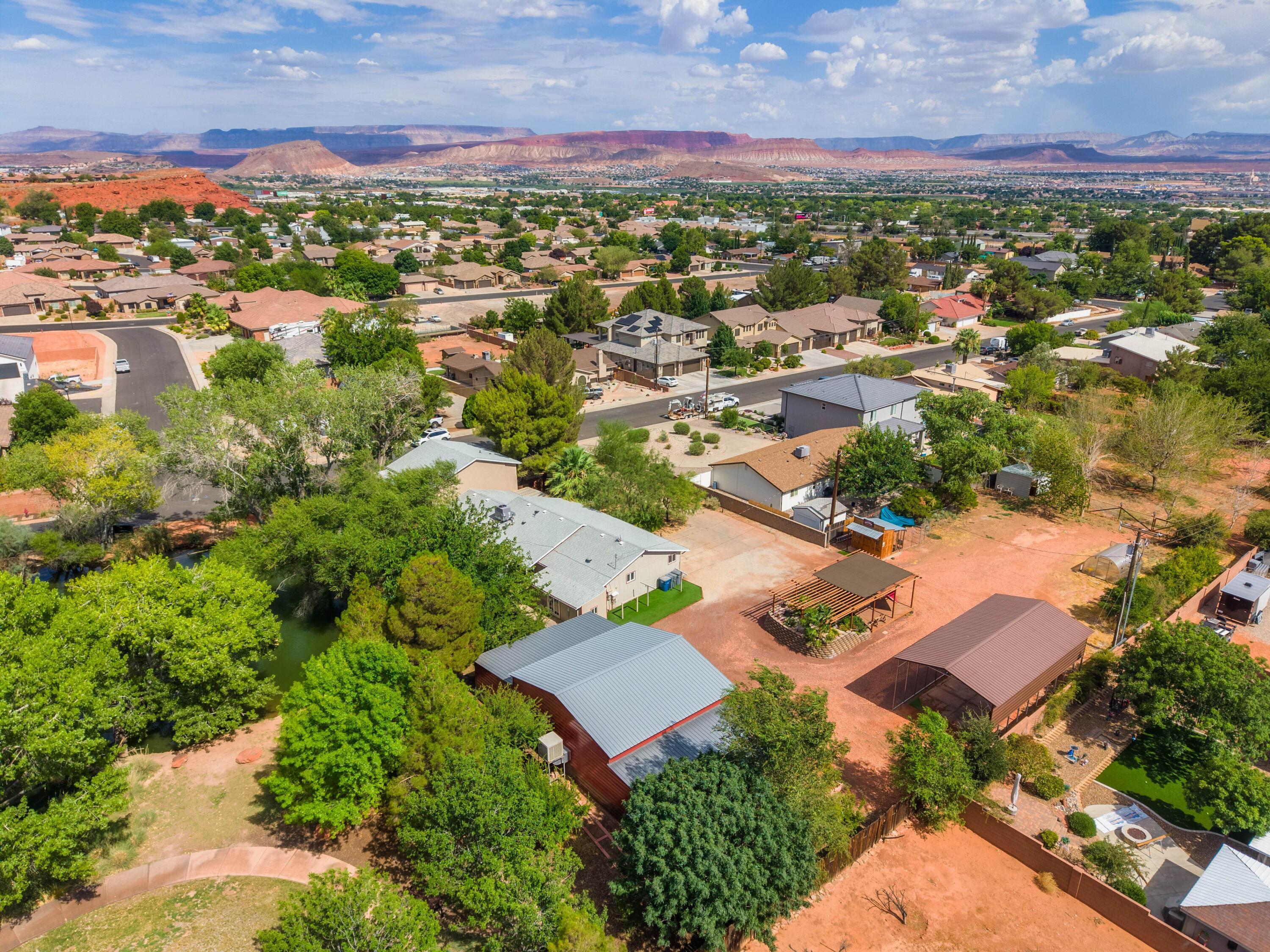 MIDDLETON TOWN - Residential