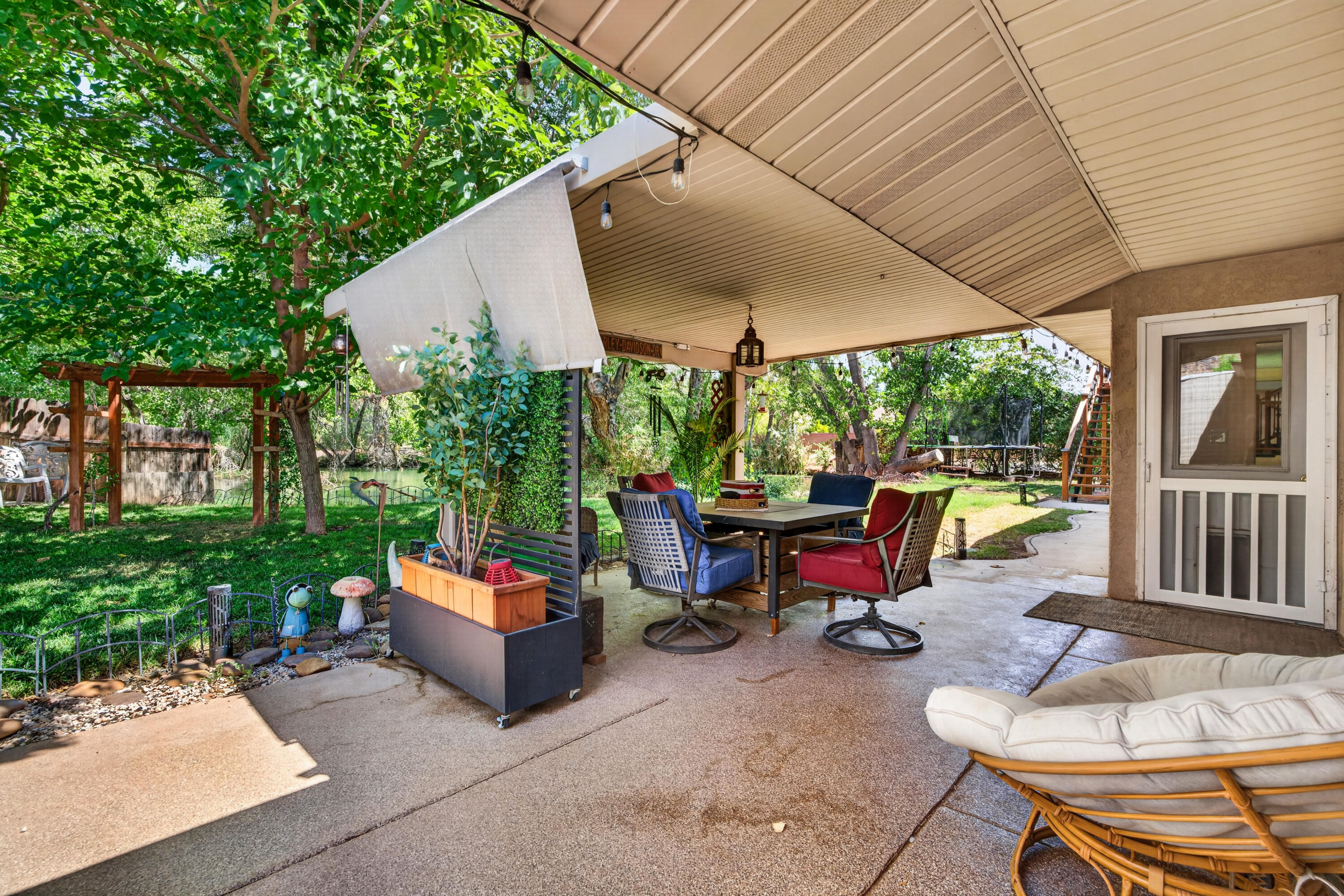 MIDDLETON TOWN - Residential