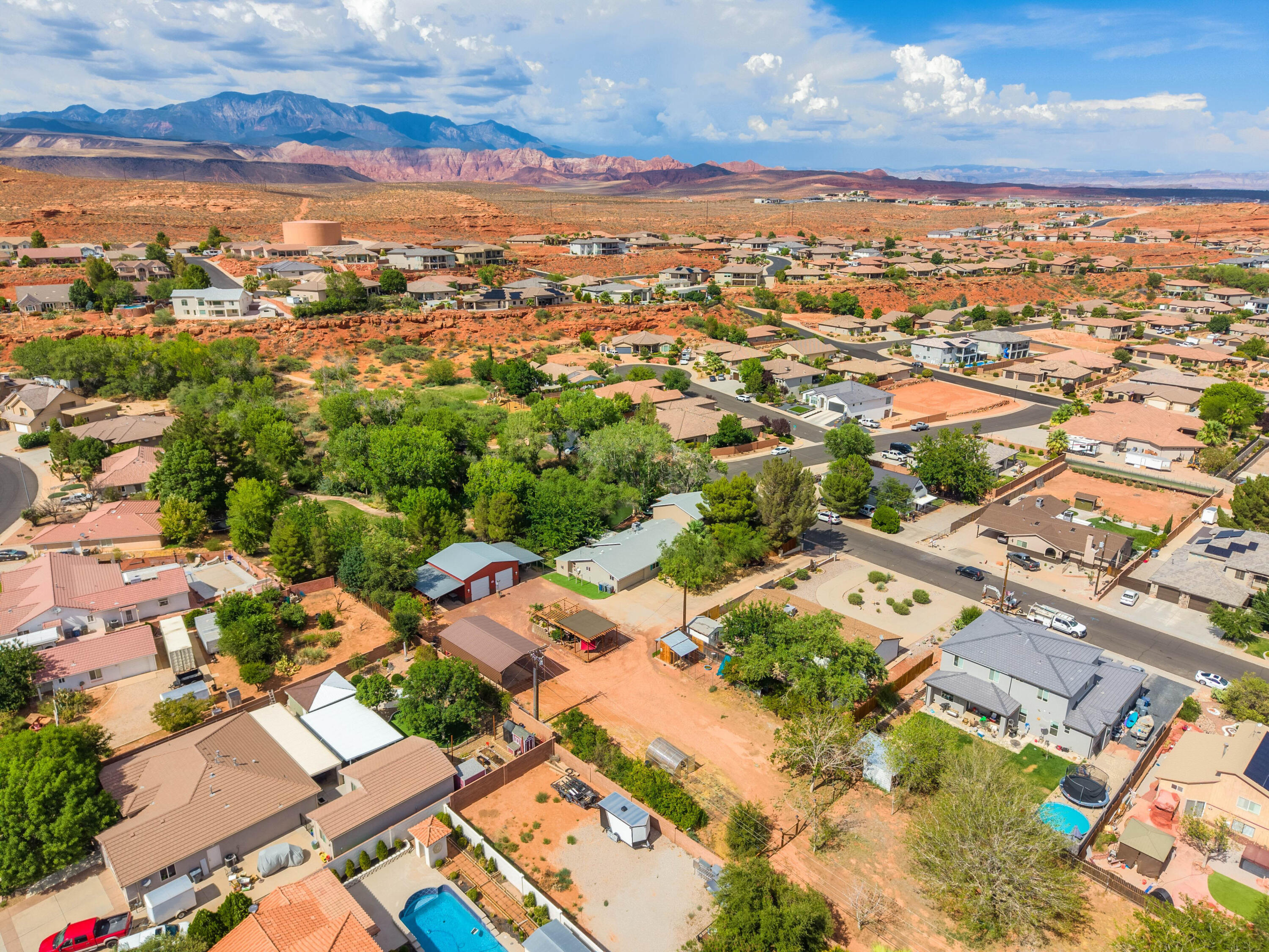 MIDDLETON TOWN - Residential