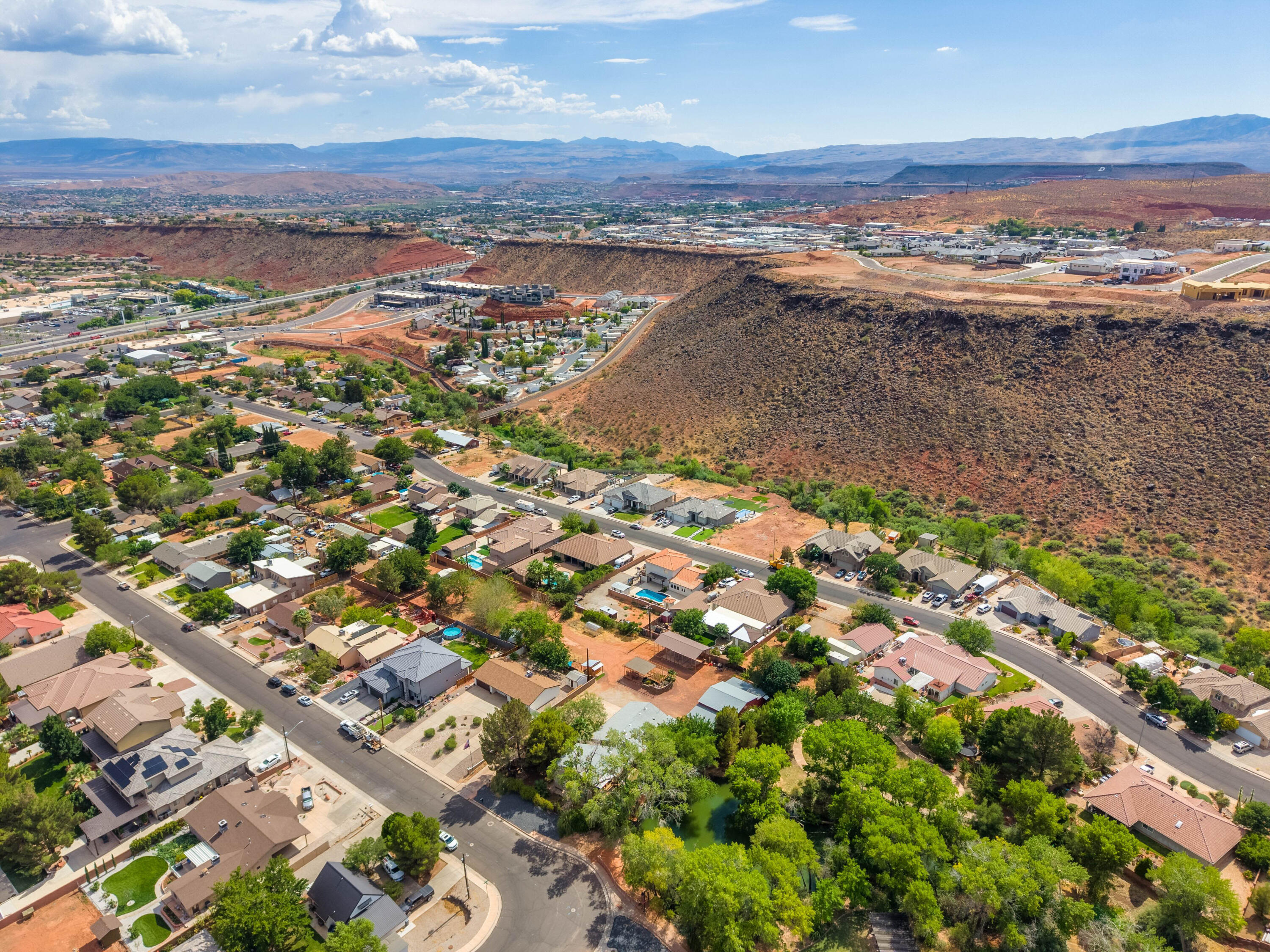 MIDDLETON TOWN - Residential