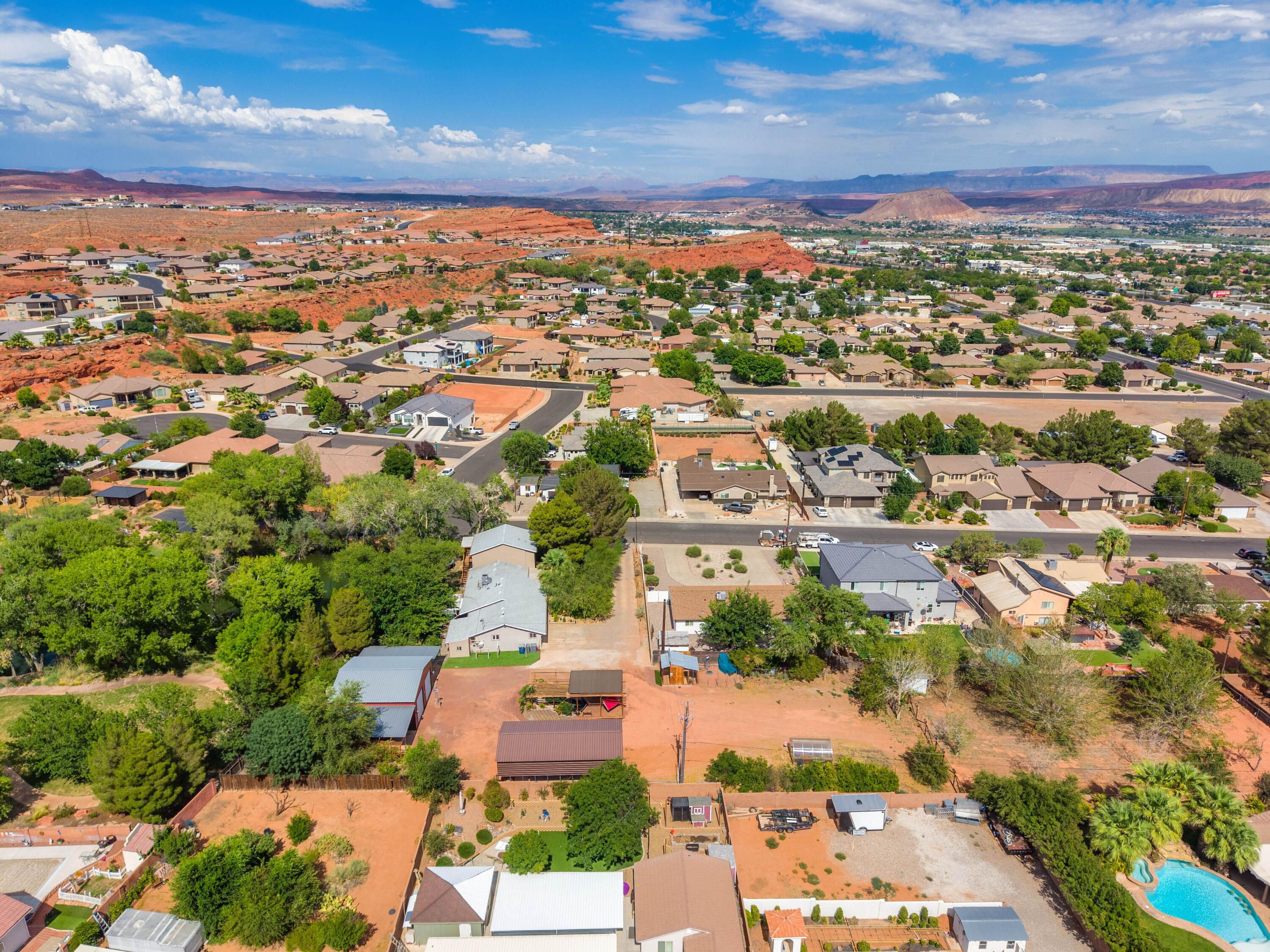MIDDLETON TOWN - Residential