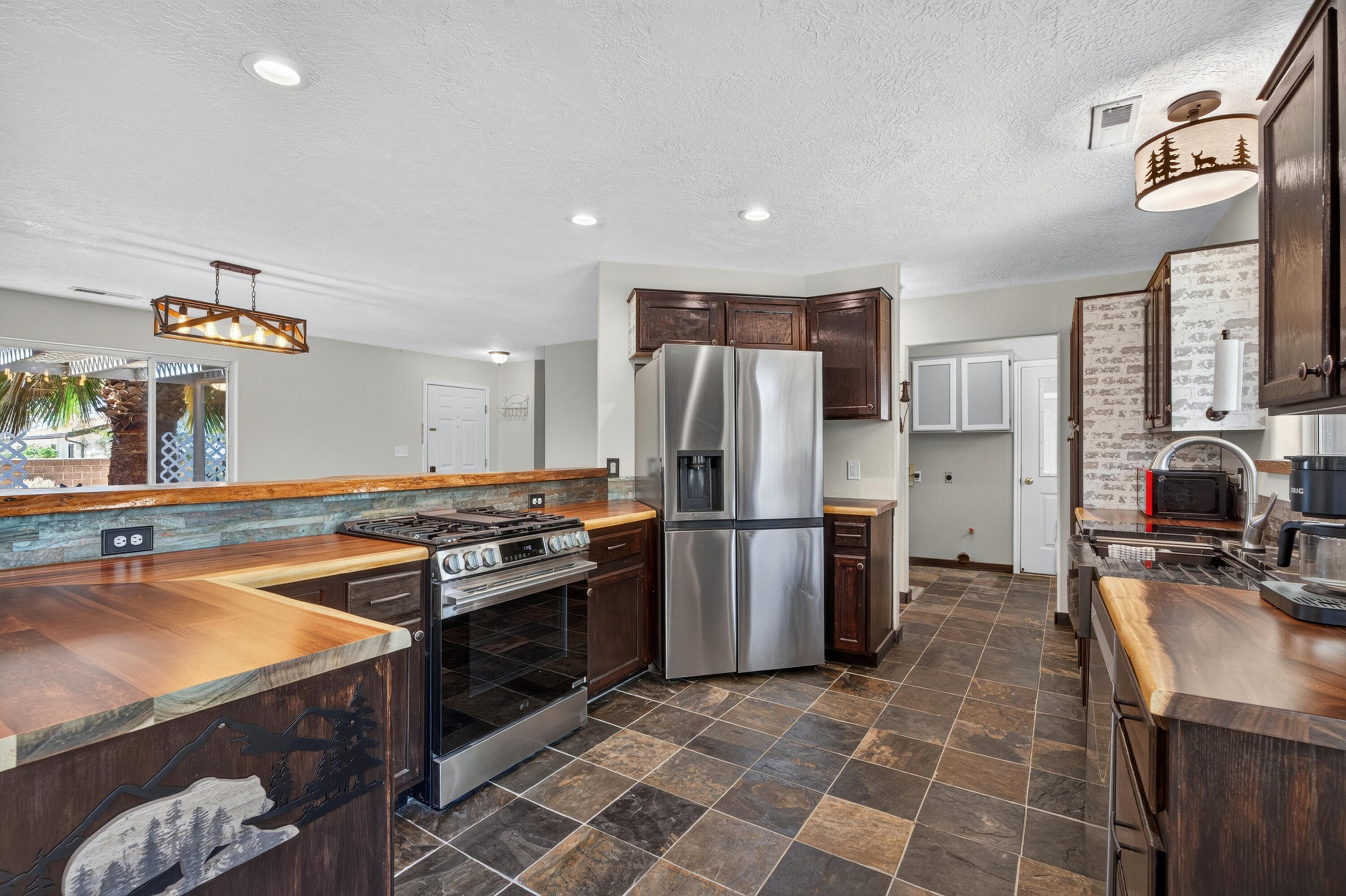 MIDDLETON TOWN - Residential