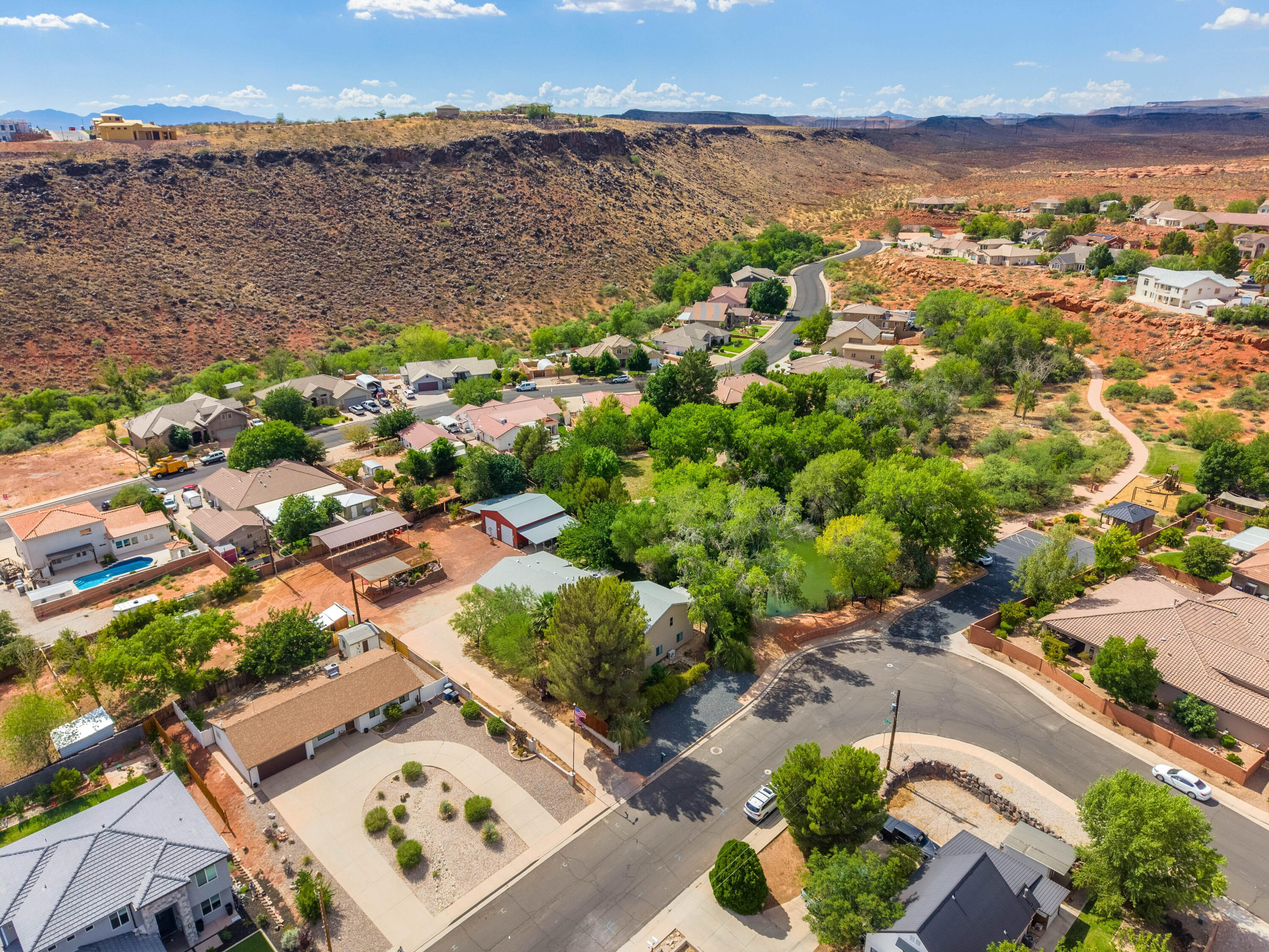 MIDDLETON TOWN - Residential