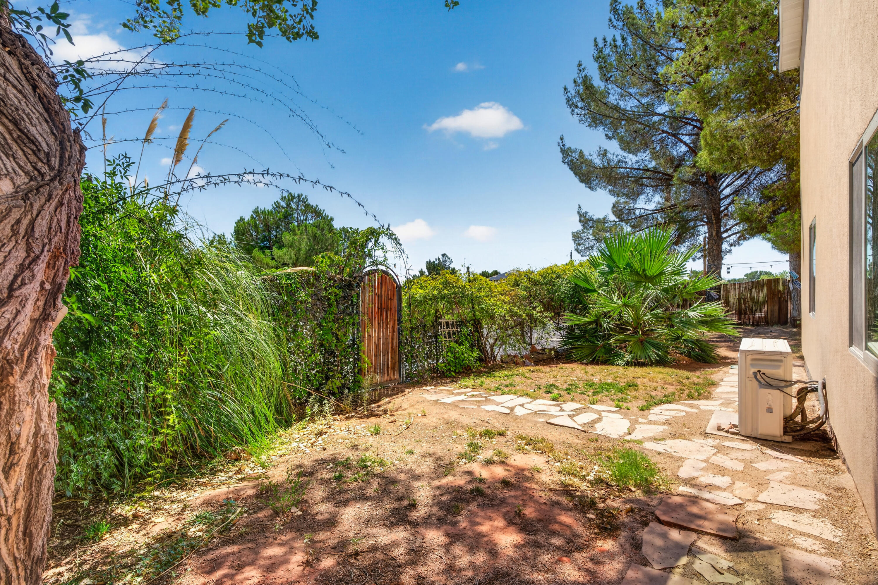 MIDDLETON TOWN - Residential