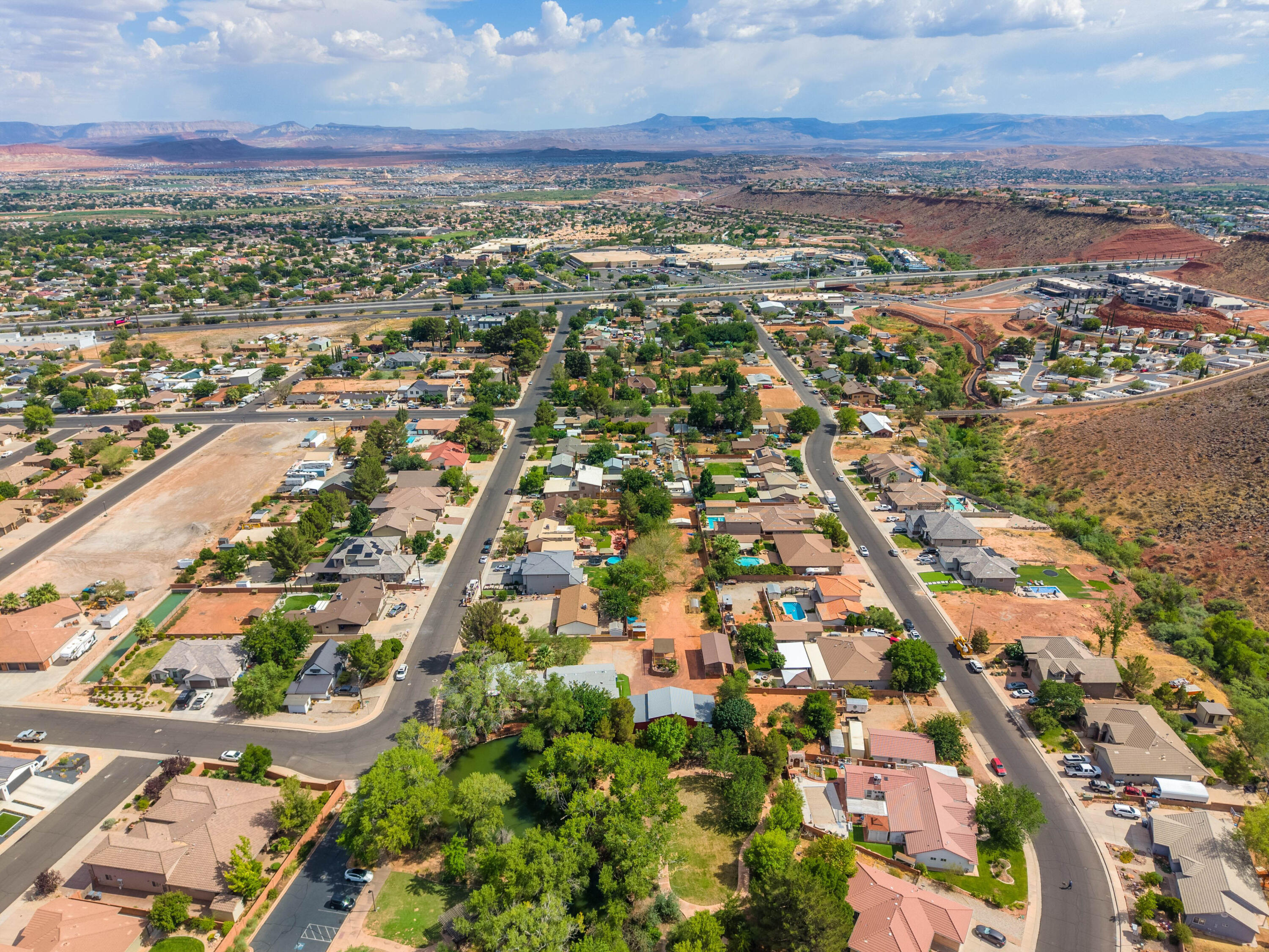 MIDDLETON TOWN - Residential