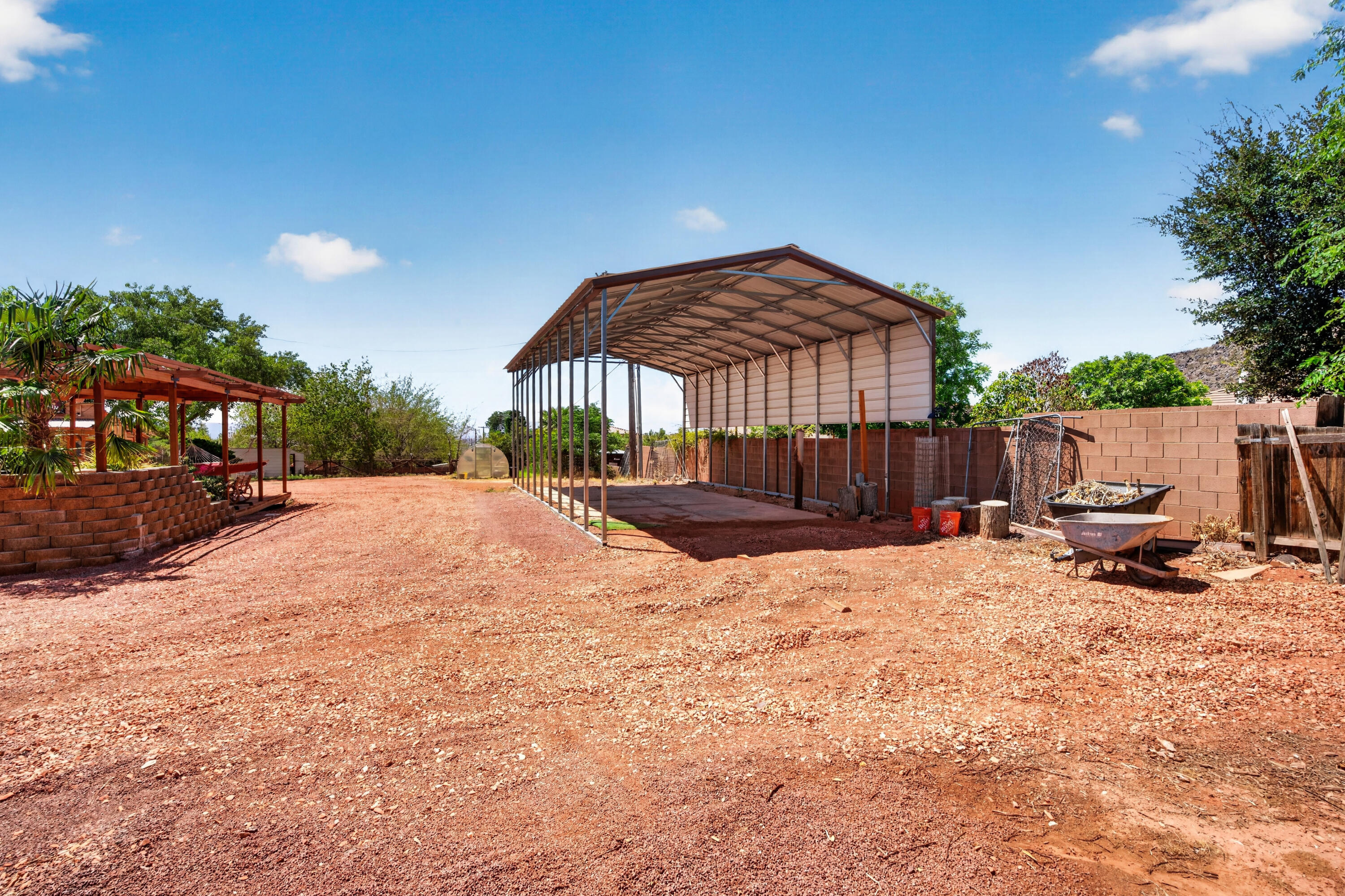 MIDDLETON TOWN - Residential