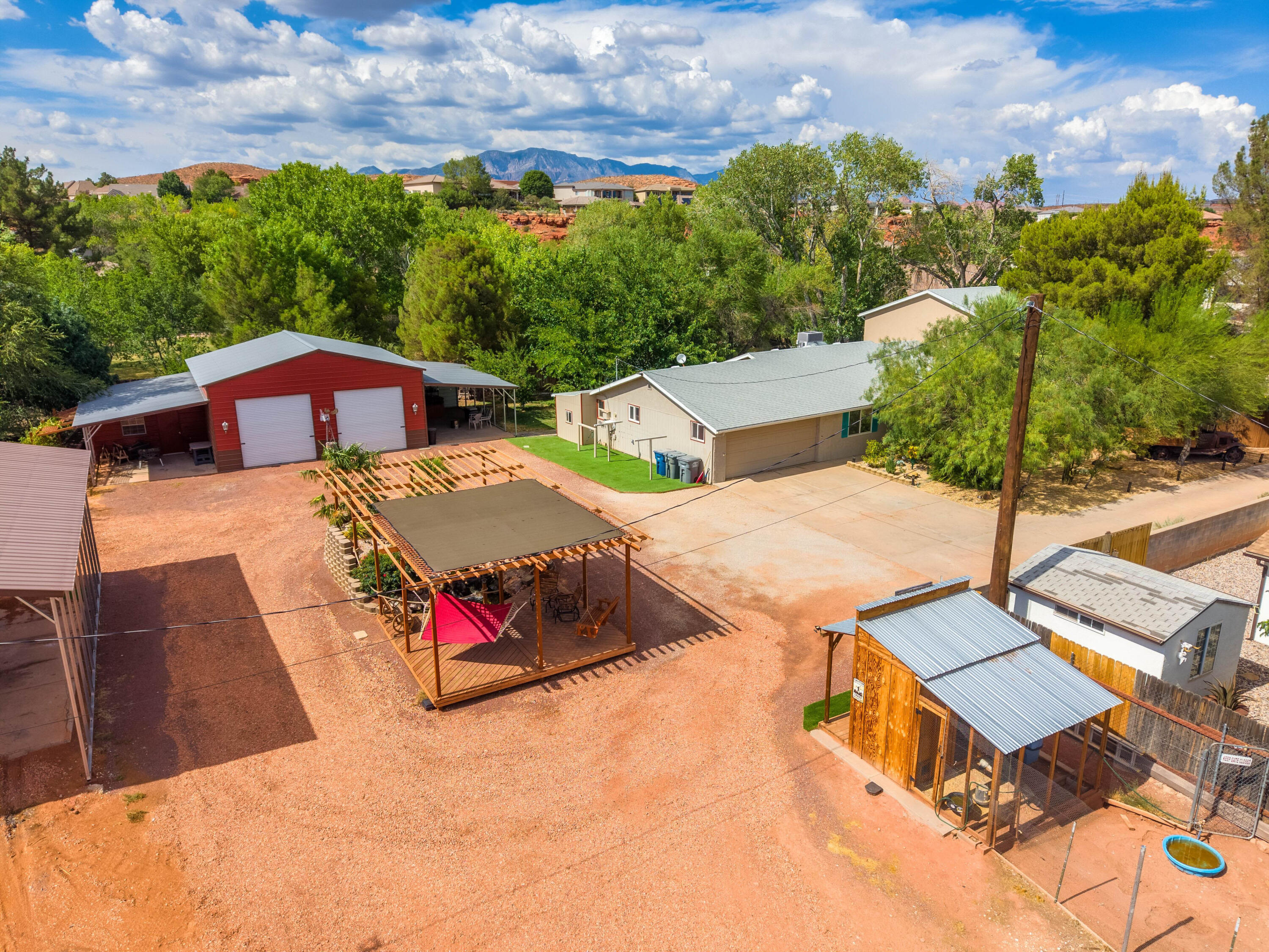 MIDDLETON TOWN - Residential