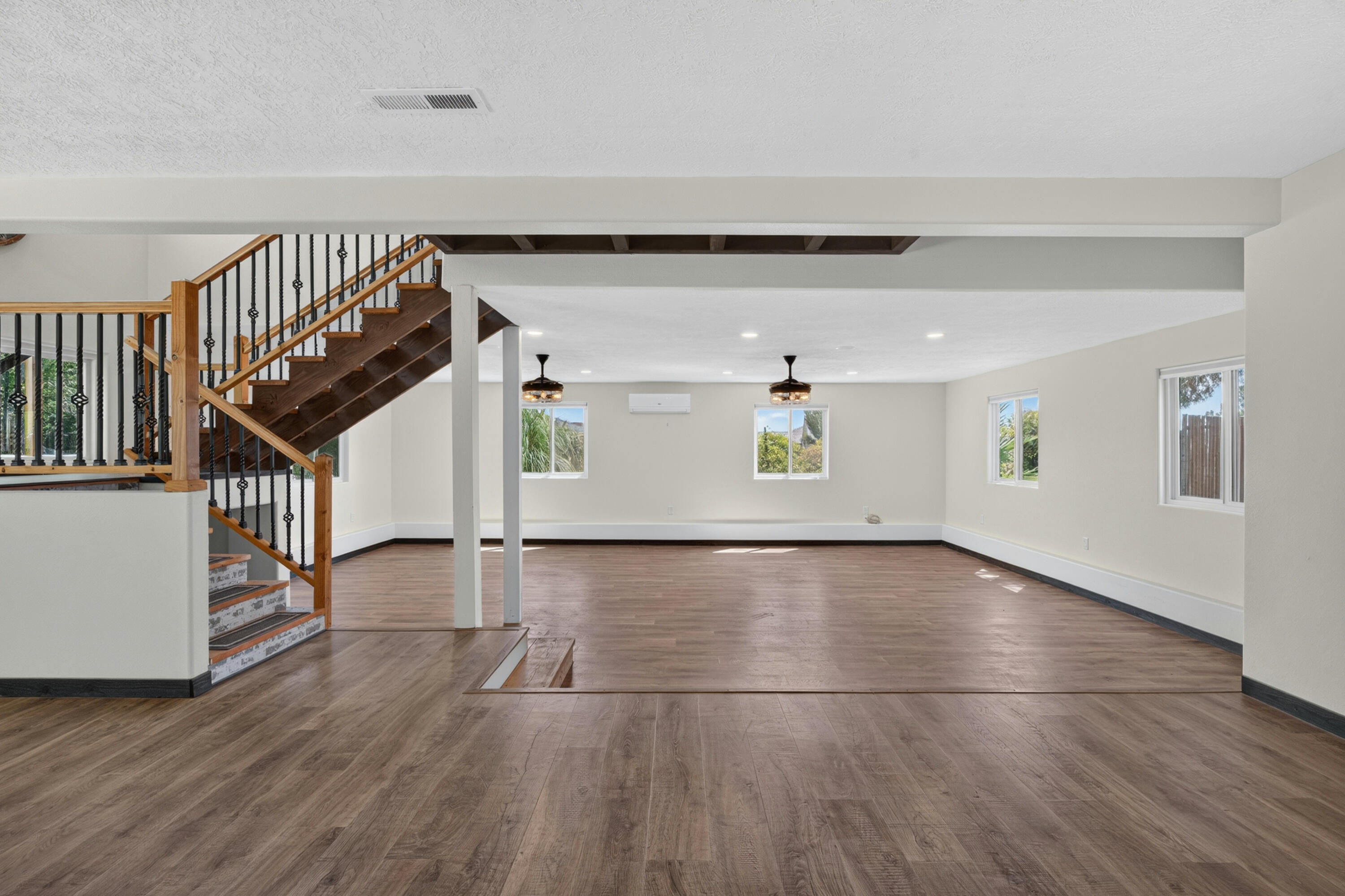 MIDDLETON TOWN - Residential