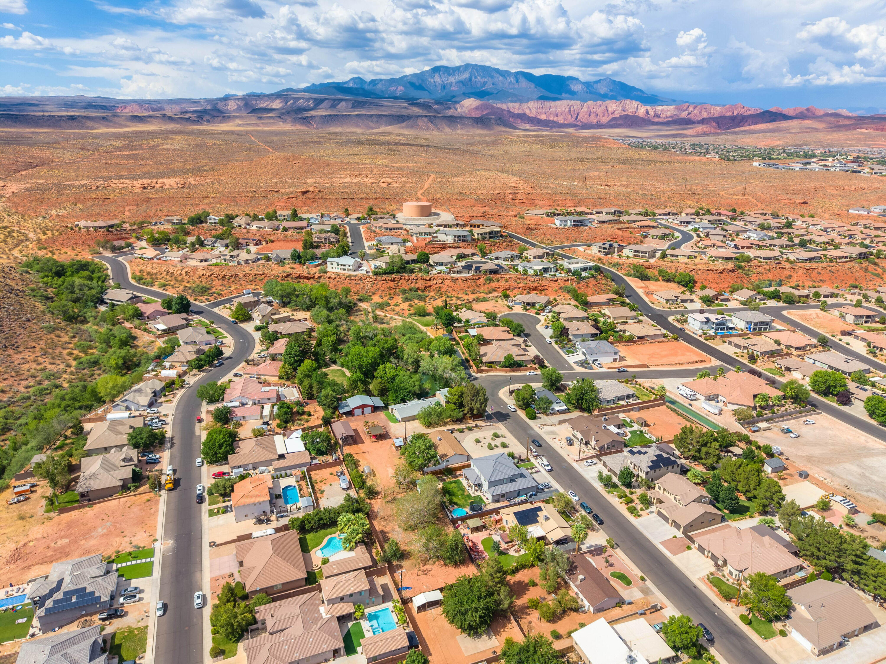 MIDDLETON TOWN - Residential