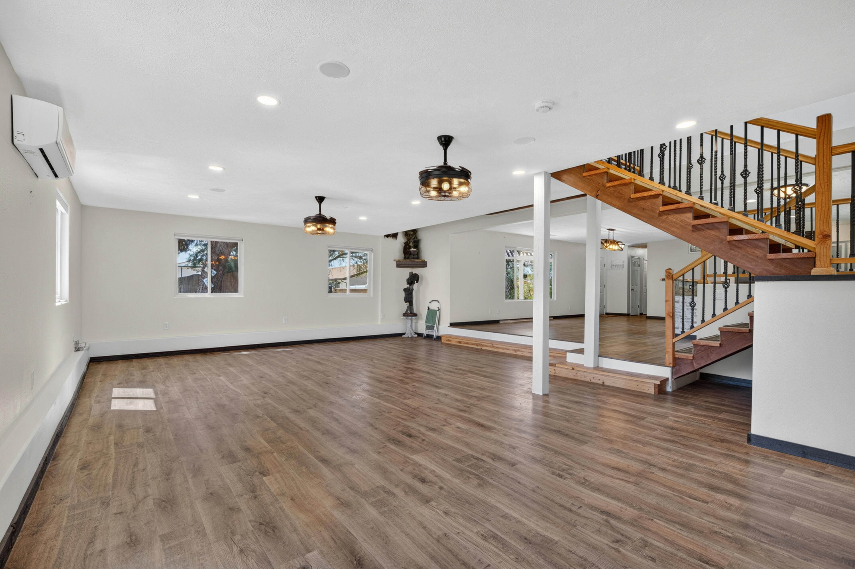 MIDDLETON TOWN - Residential