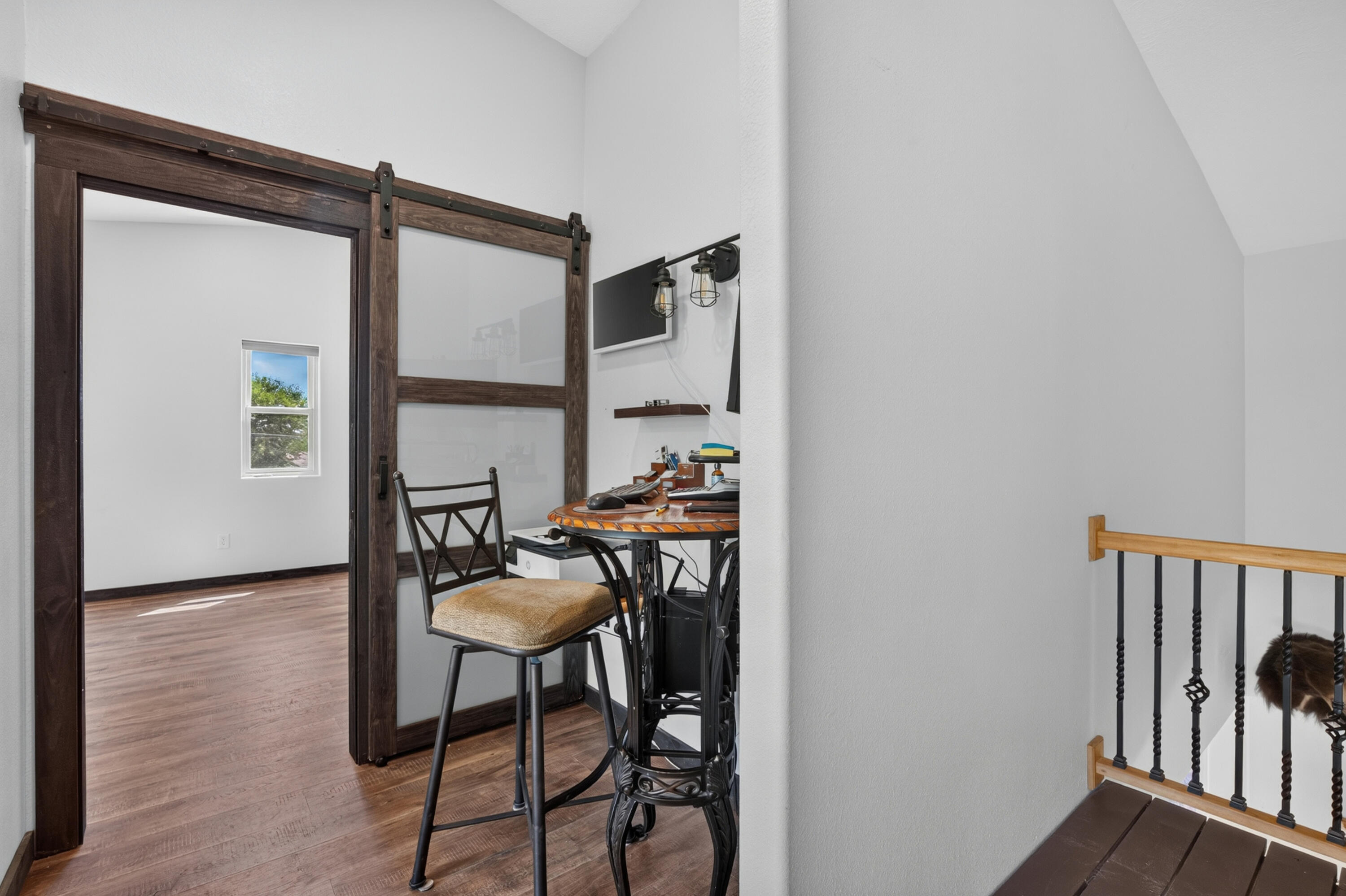 MIDDLETON TOWN - Residential