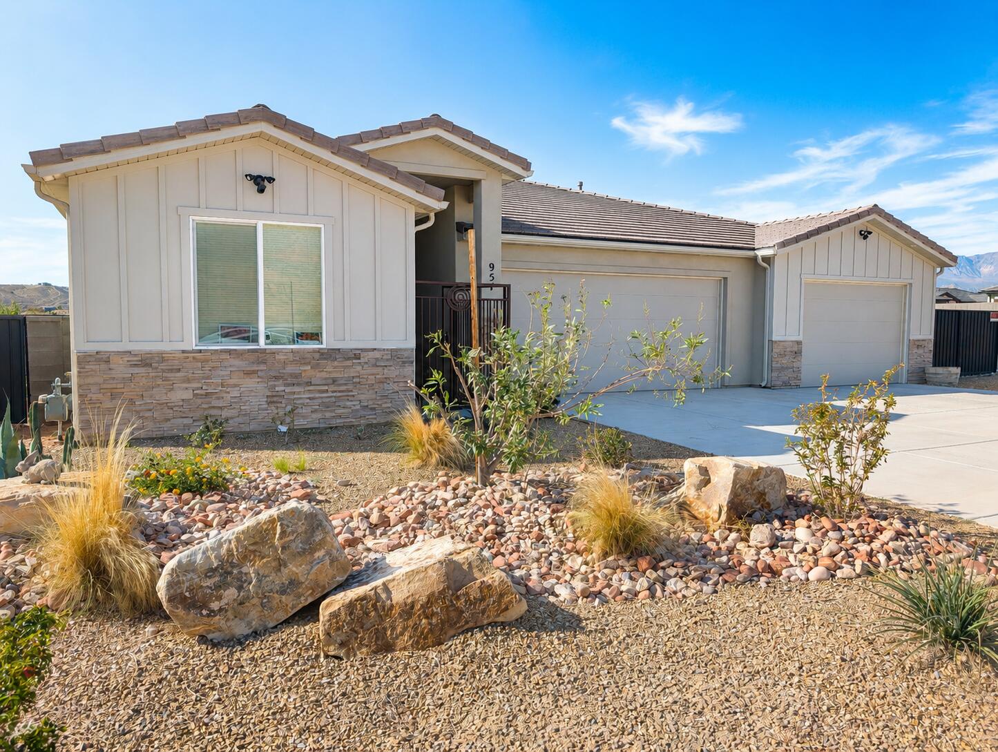 COTTONWOOD HOLLOW - Residential