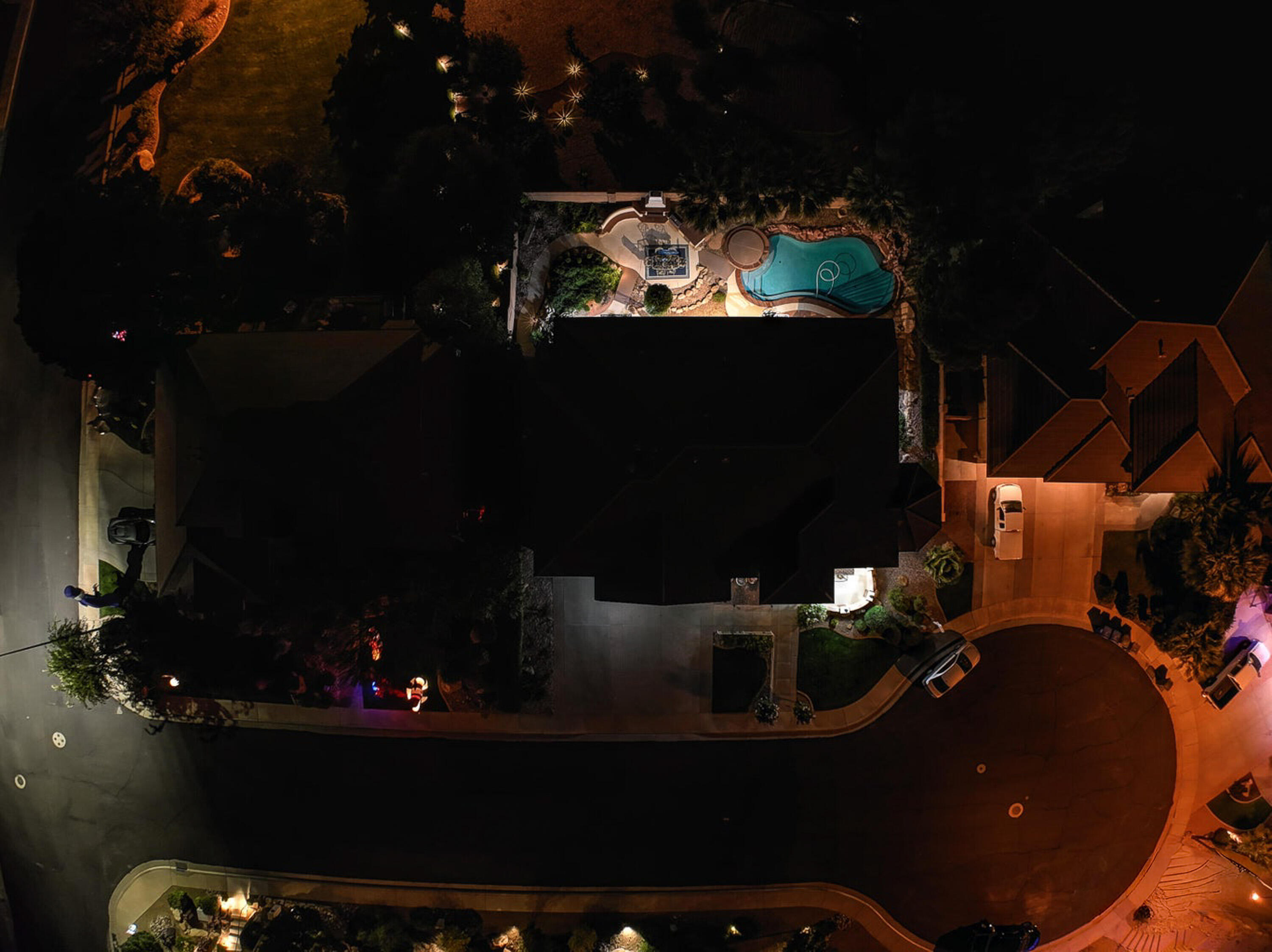 BOULDERS - Residential