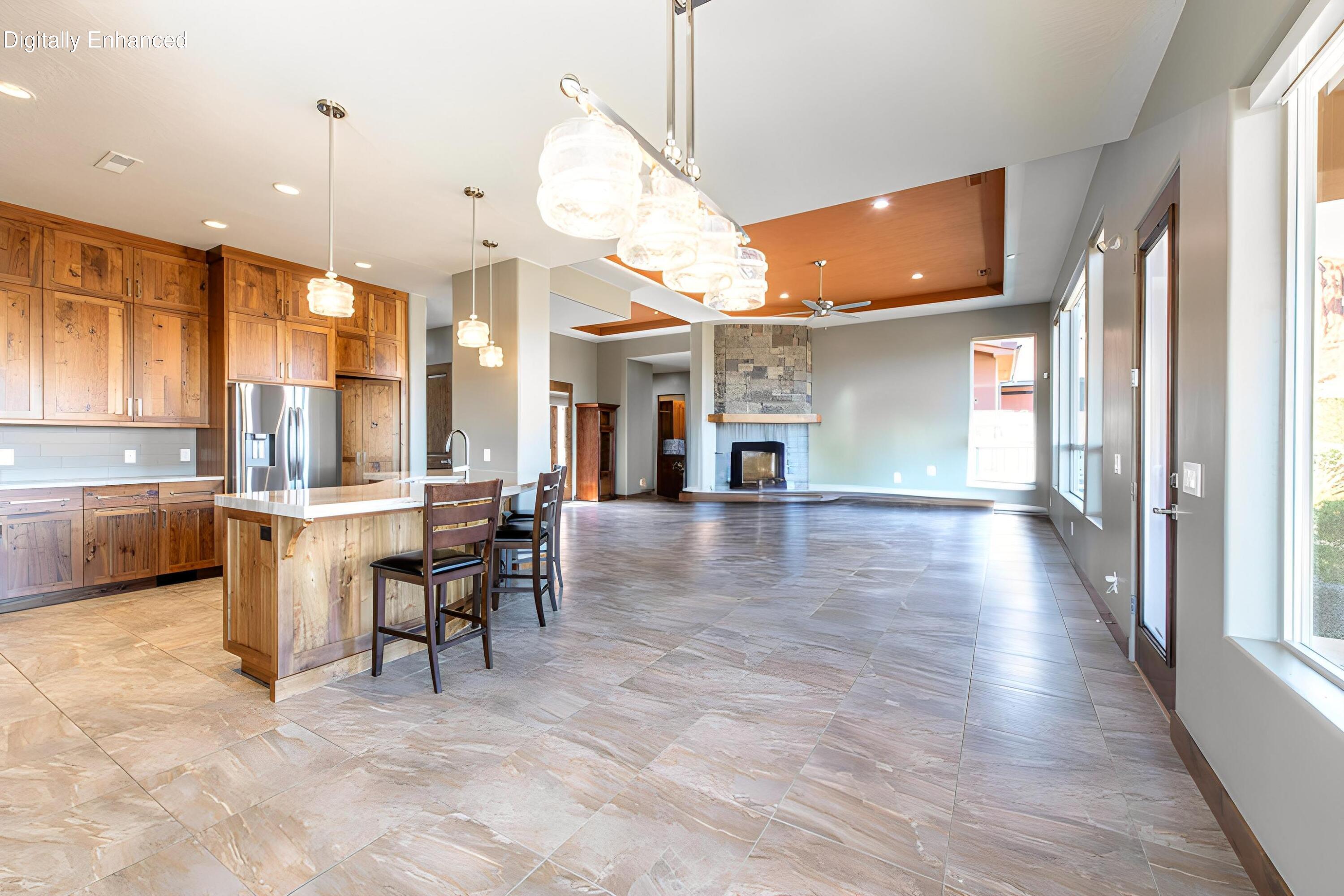 RED MOUNTAIN ESTATES - Residential