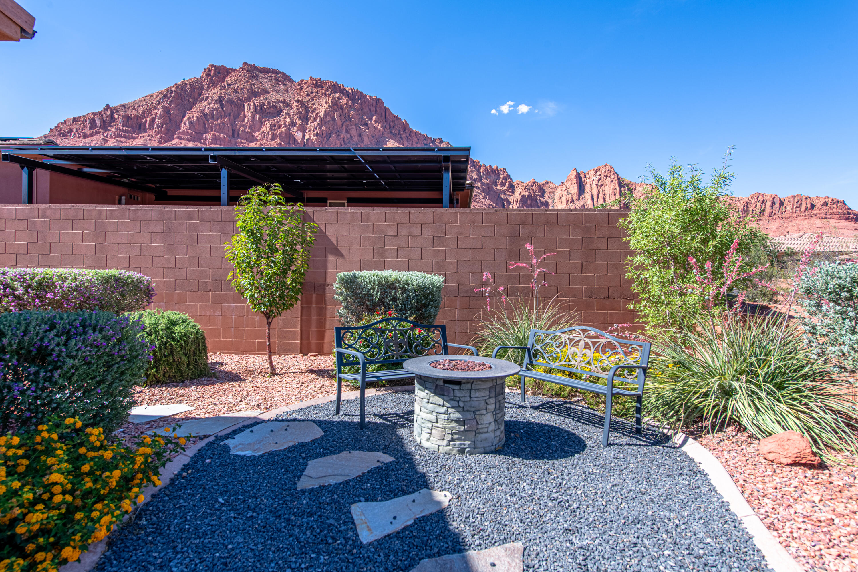 RED MOUNTAIN ESTATES - Residential