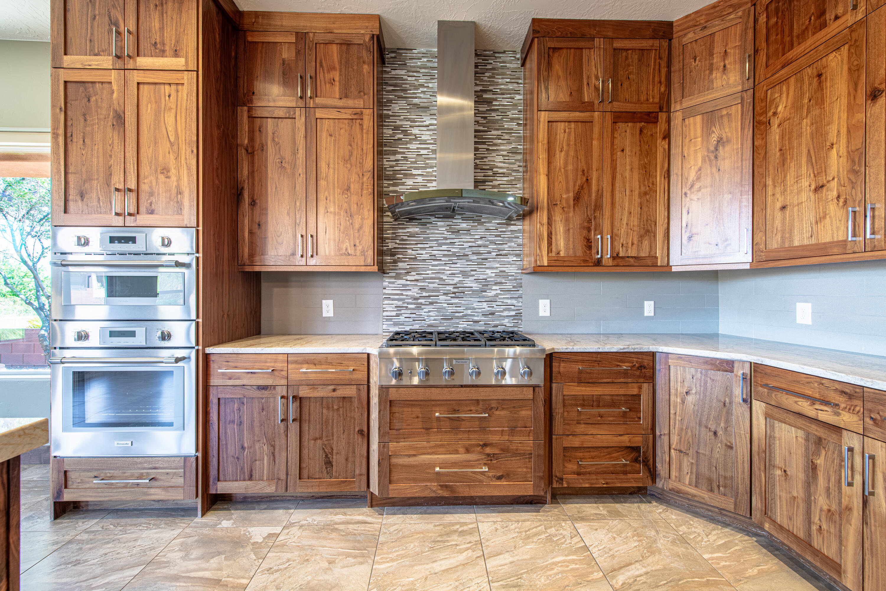 RED MOUNTAIN ESTATES - Residential