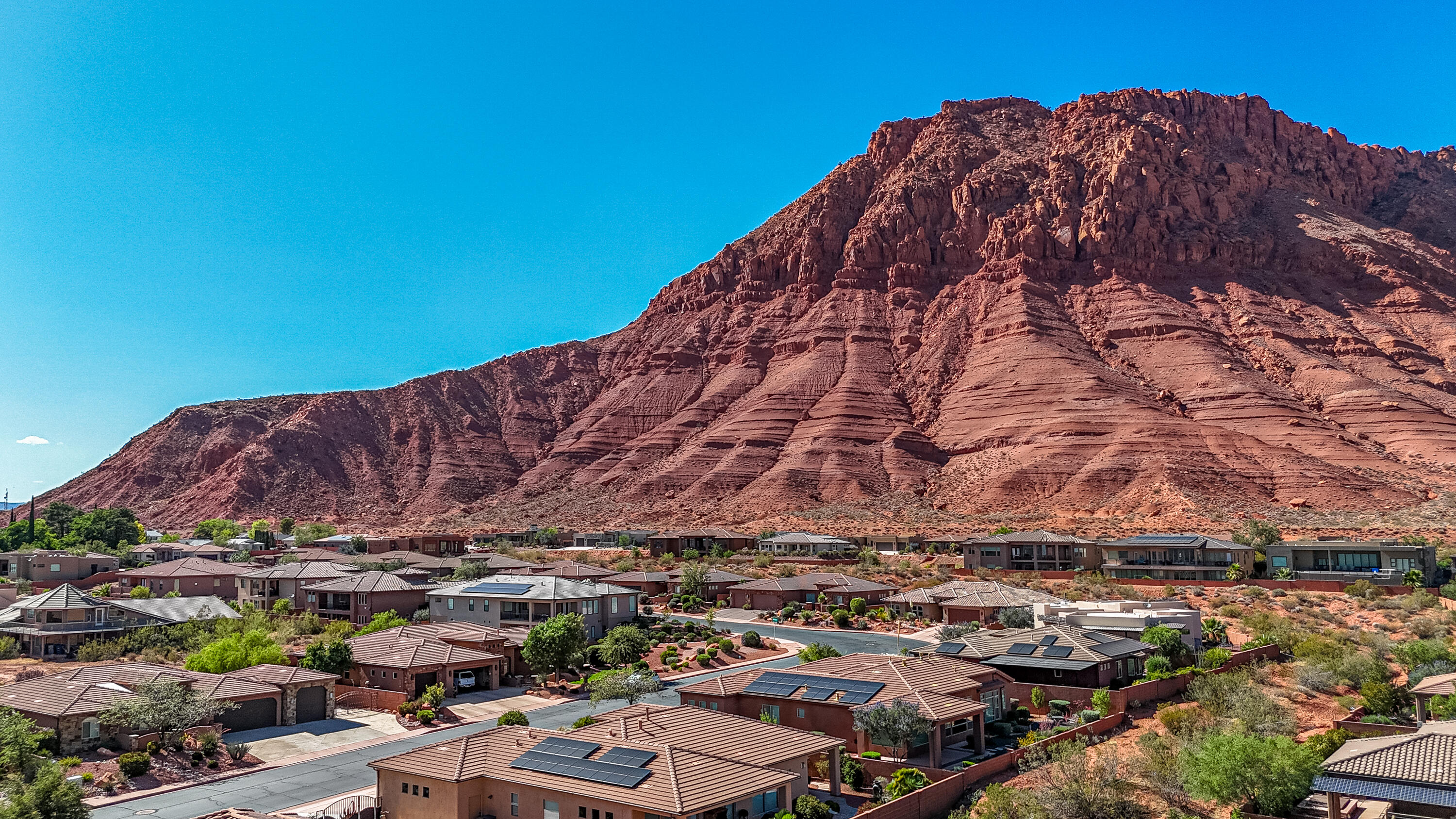 RED MOUNTAIN ESTATES - Residential