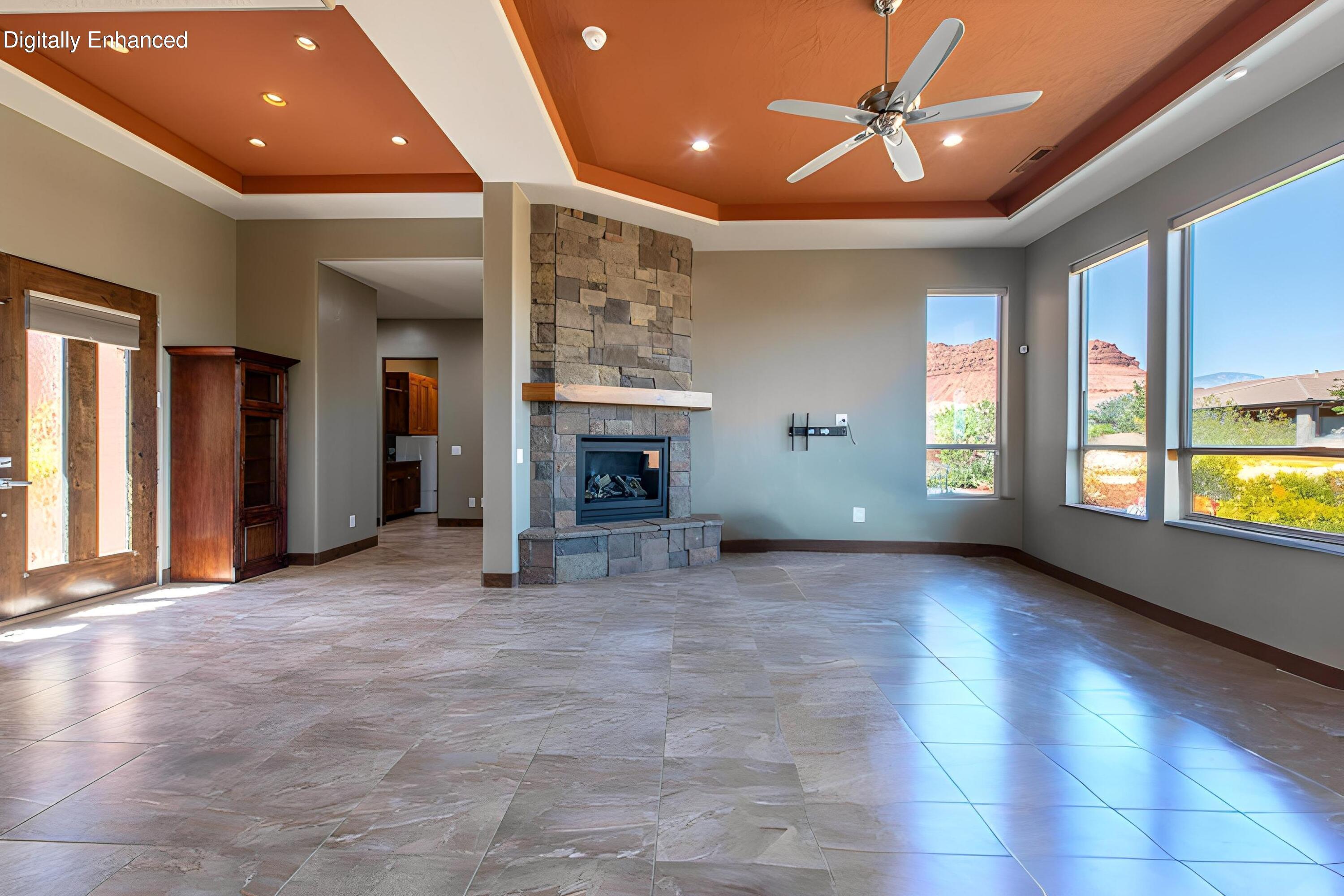 RED MOUNTAIN ESTATES - Residential