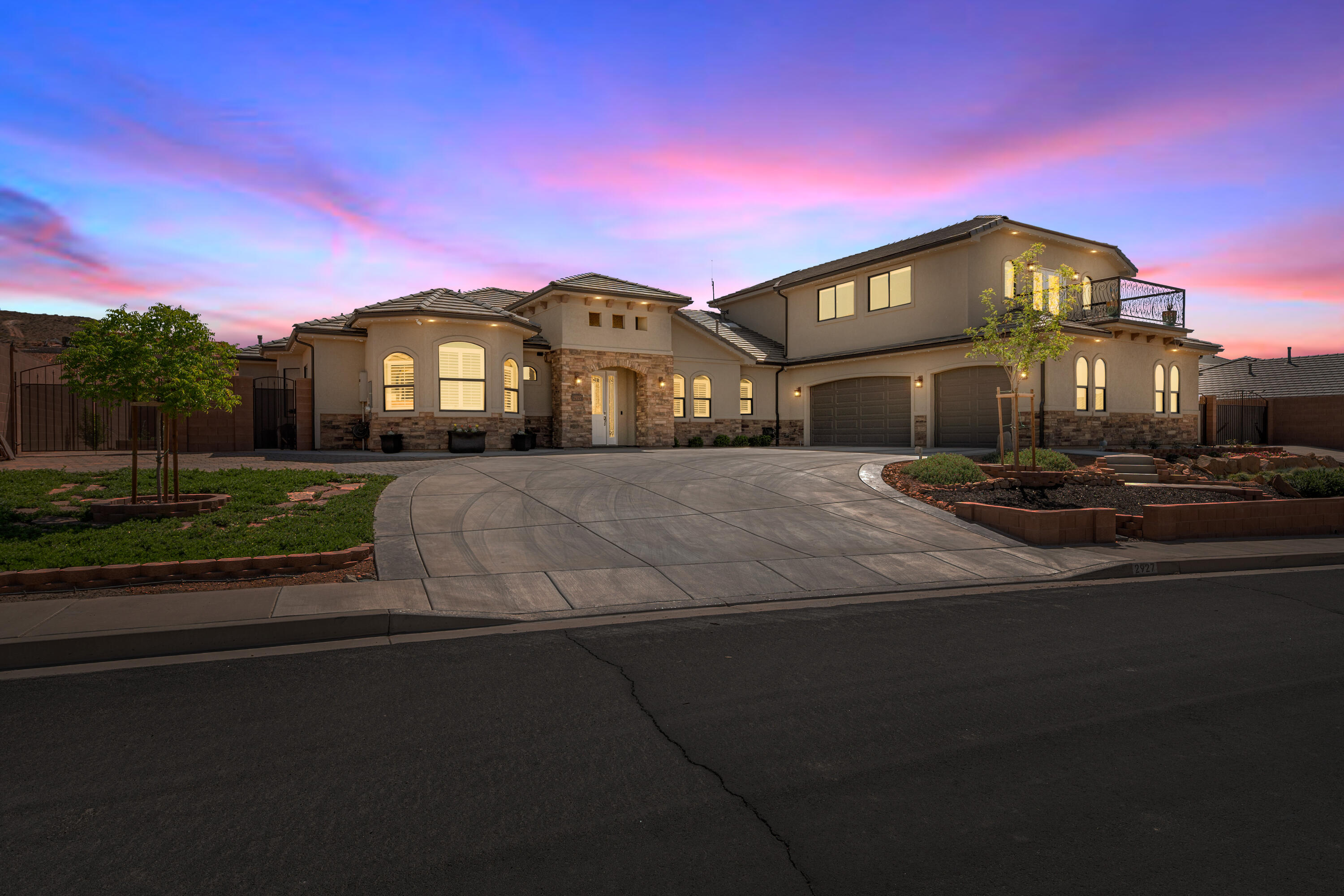 MAJESTIC SUNSET - Residential