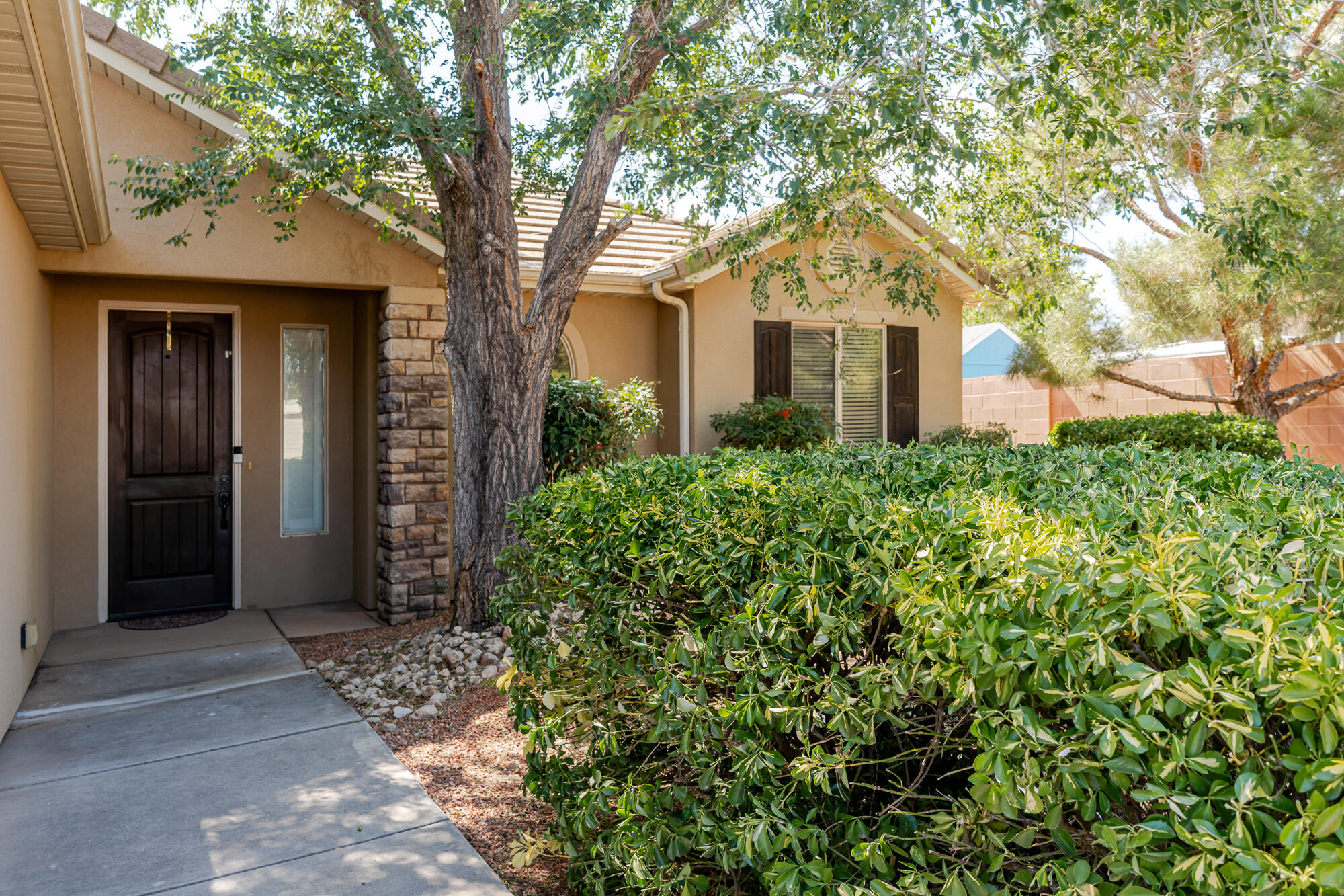 FOX HOLLOW - Residential